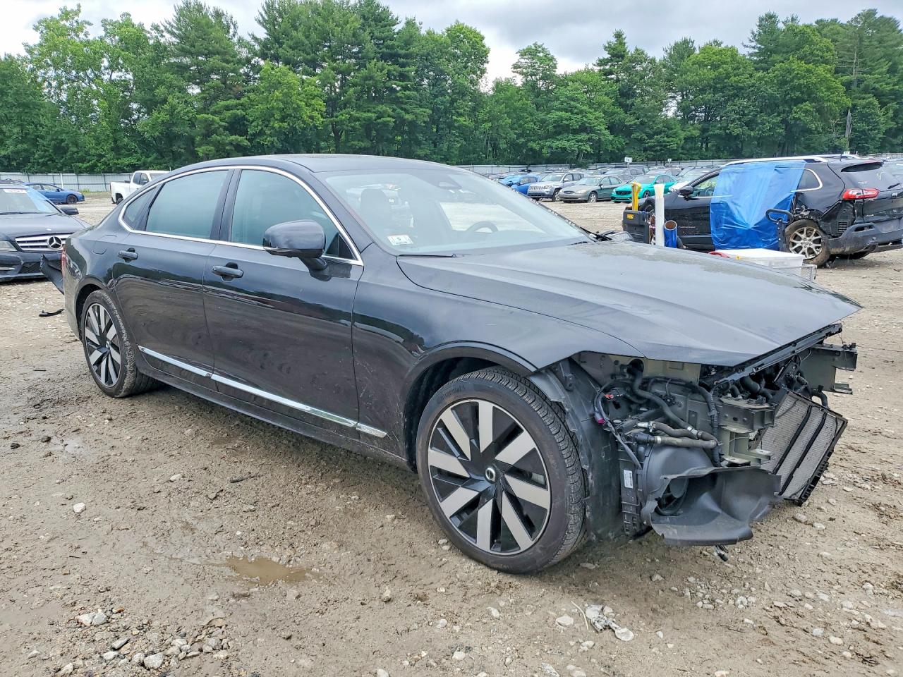 2024 Volvo S90 Ultimate Black vin: LVYH60AF9RP403427