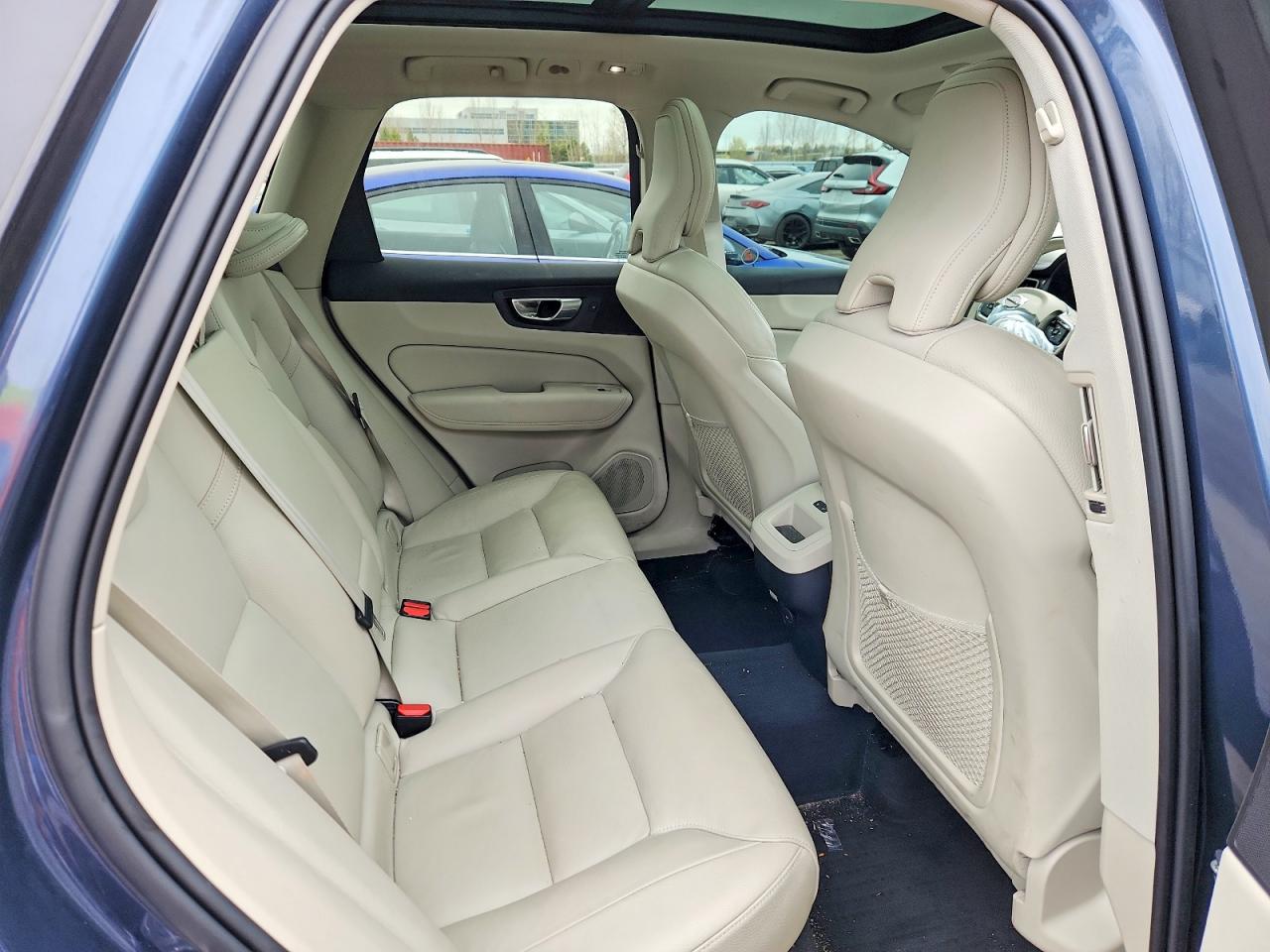 2023 Volvo Xc60 Plus Blue vin: LYV062RW7PB313657