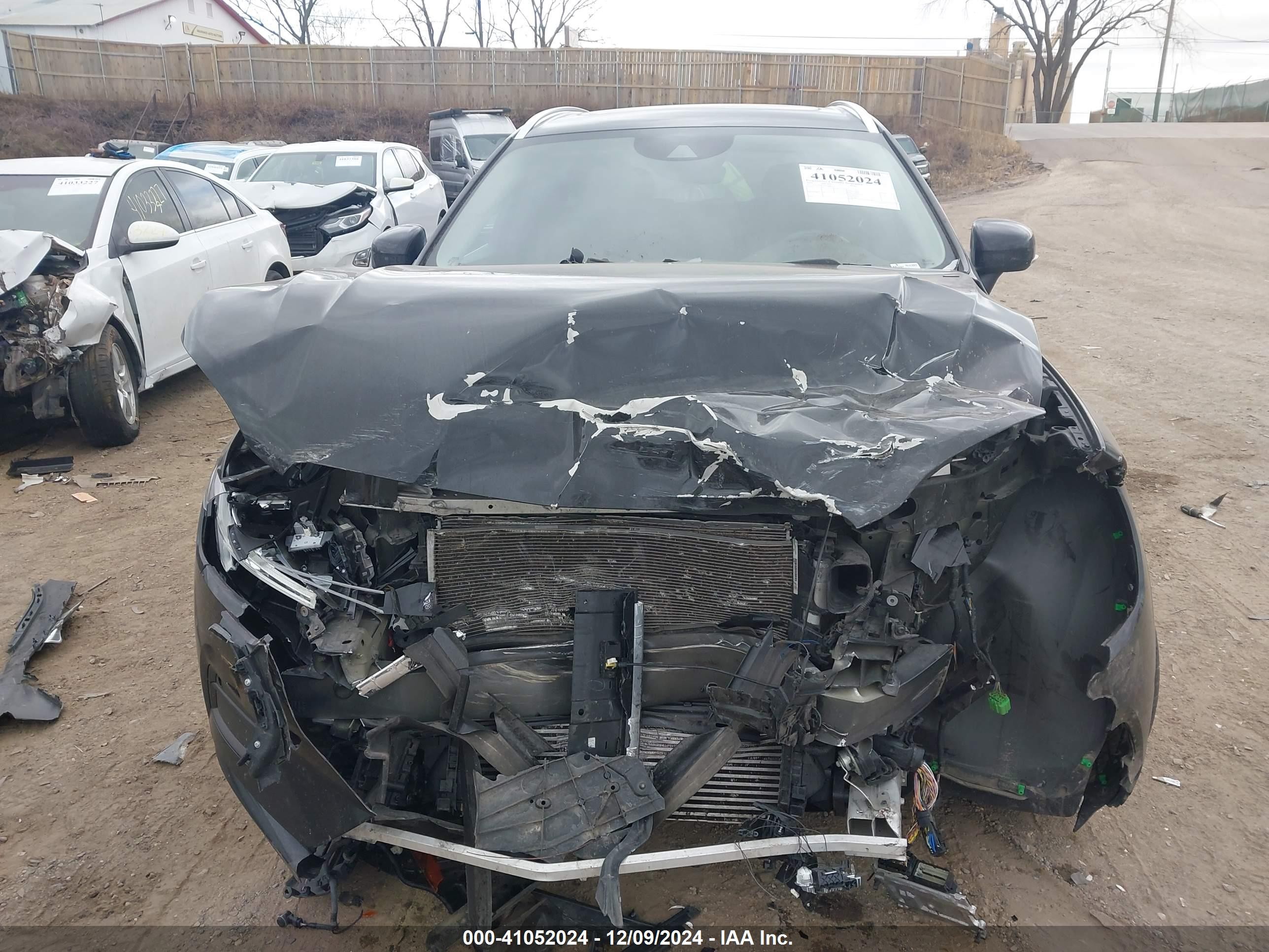 2019 Volvo Xc60 T5 Momentum Black vin: LYV102RK3KB238662