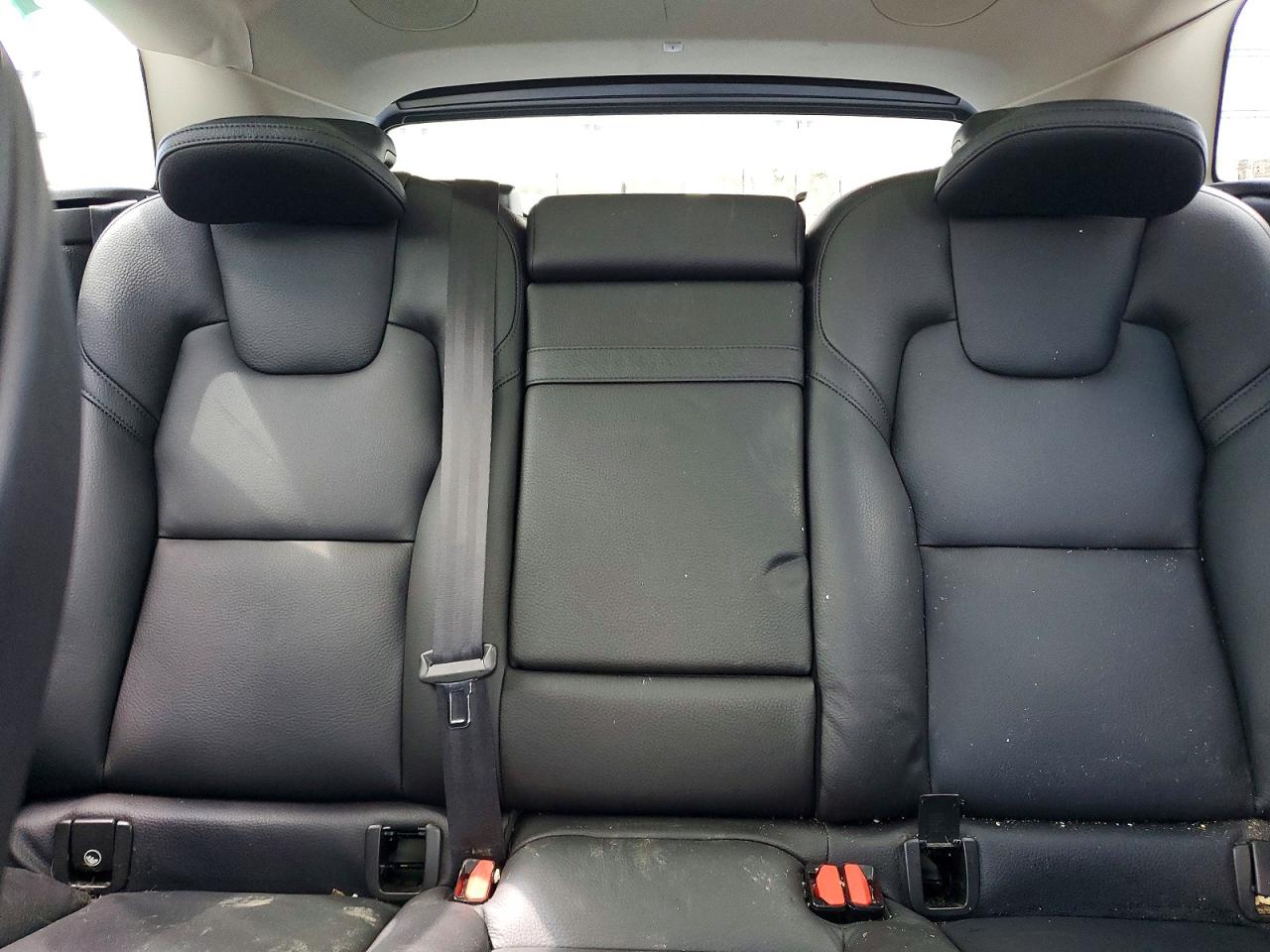 2019 Volvo Xc60 T5 Black vin: LYV102RK4KB326894