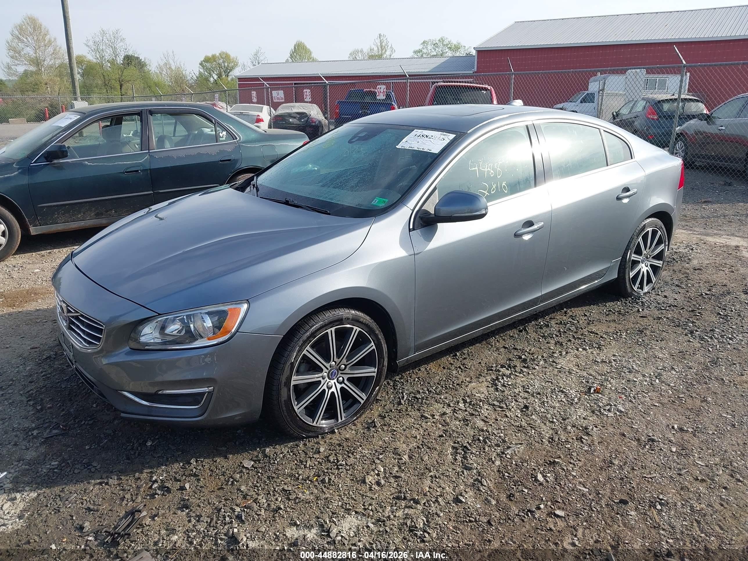 2016 Volvo S60 Inscription T5 Drive-e Premier Gray vin: LYV402FK1GB097082