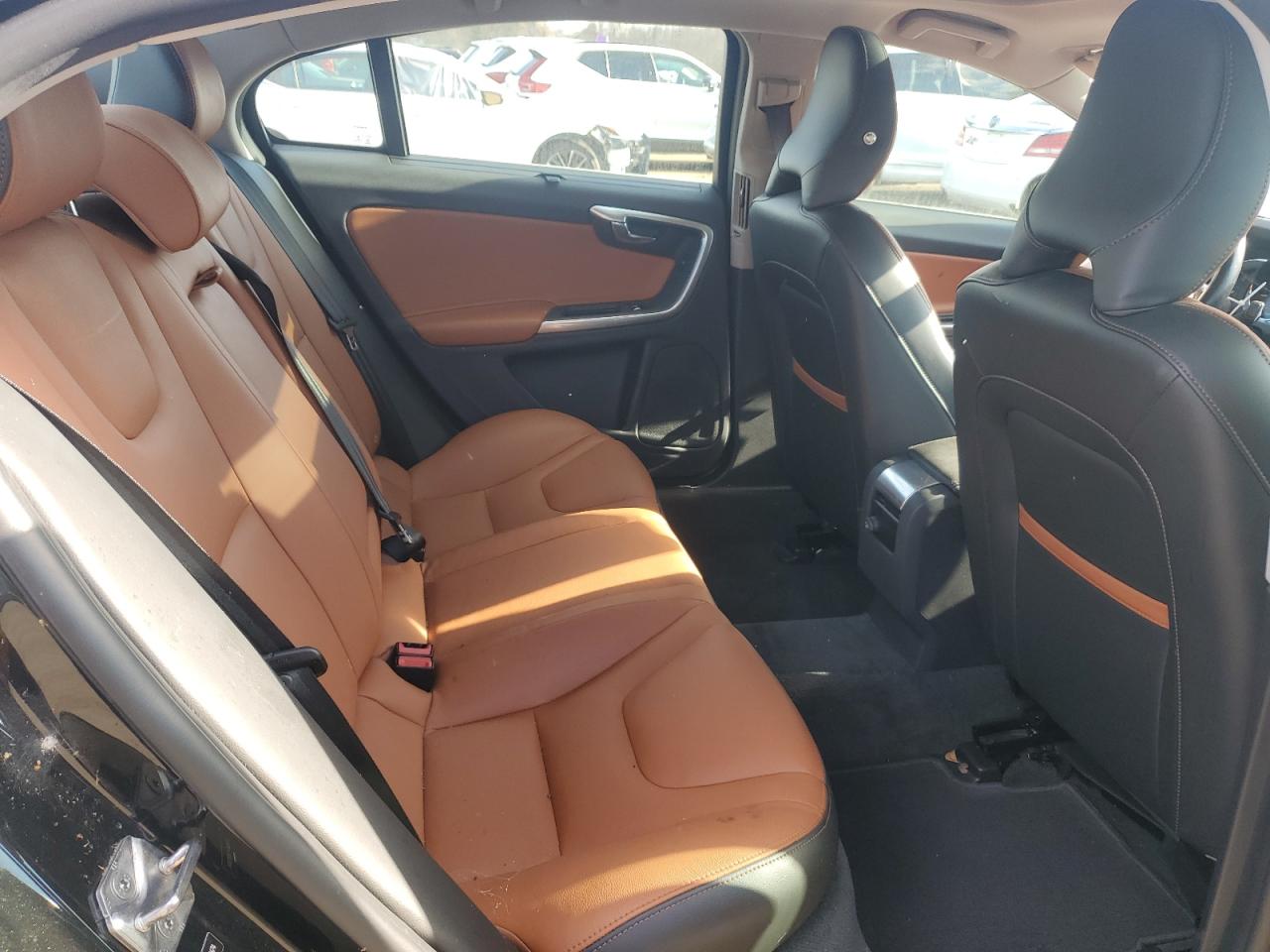 2018 Volvo S60 Inscription Черный vin: LYV402TK7JB179474