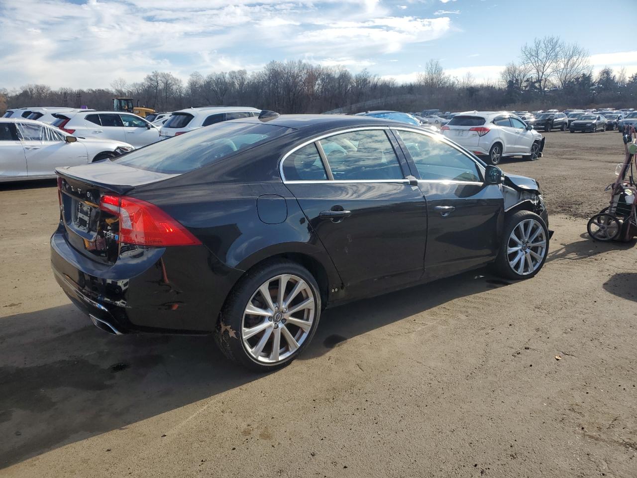 2018 Volvo S60 Inscription Черный vin: LYV402TK7JB179474