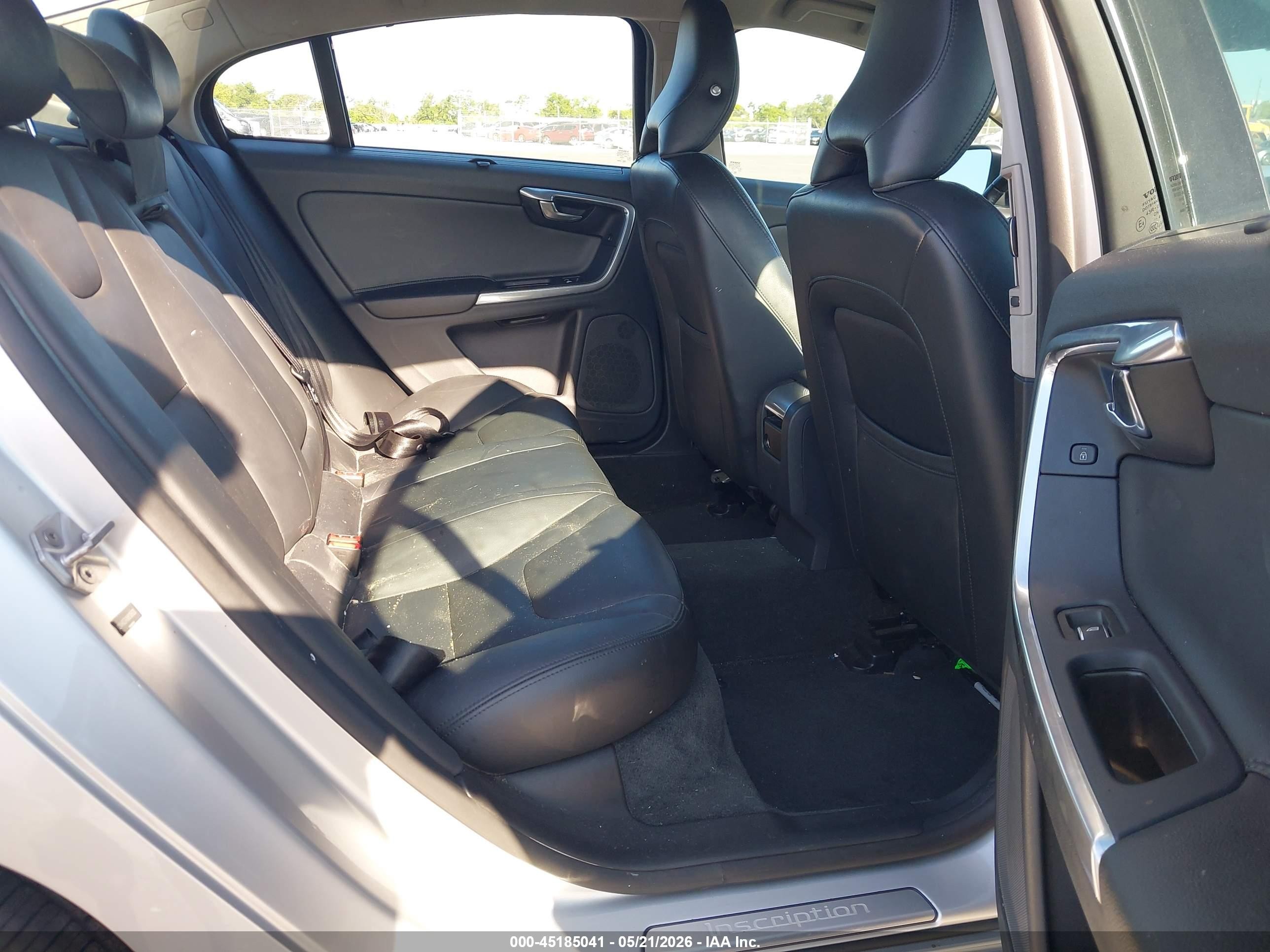 2017 Volvo S60 Inscription T5 Silver vin: LYV402TKXHB126620