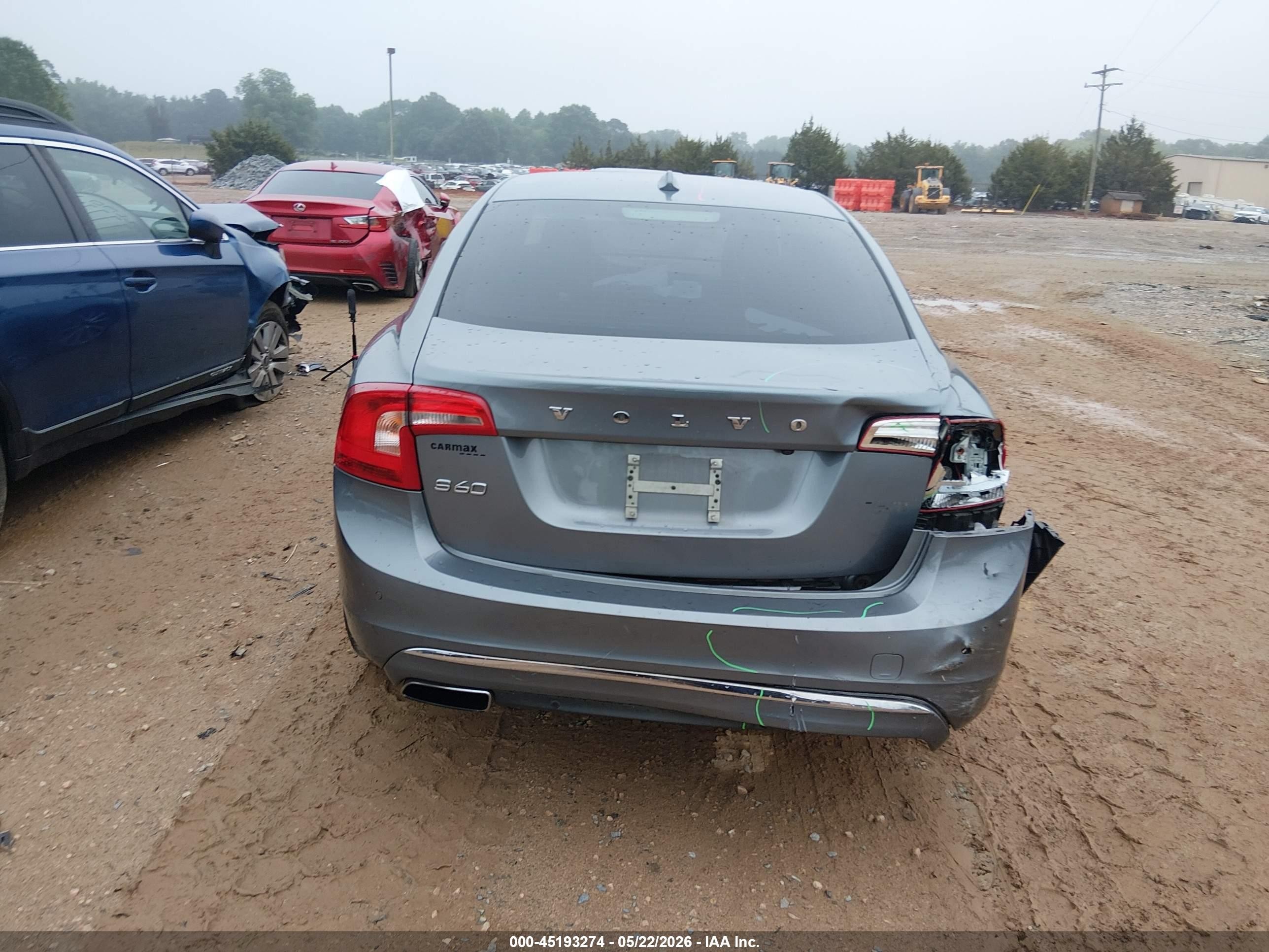 2018 Volvo S60 Inscription T5 Platinum Light Blue vin: LYV402TMXJB158605