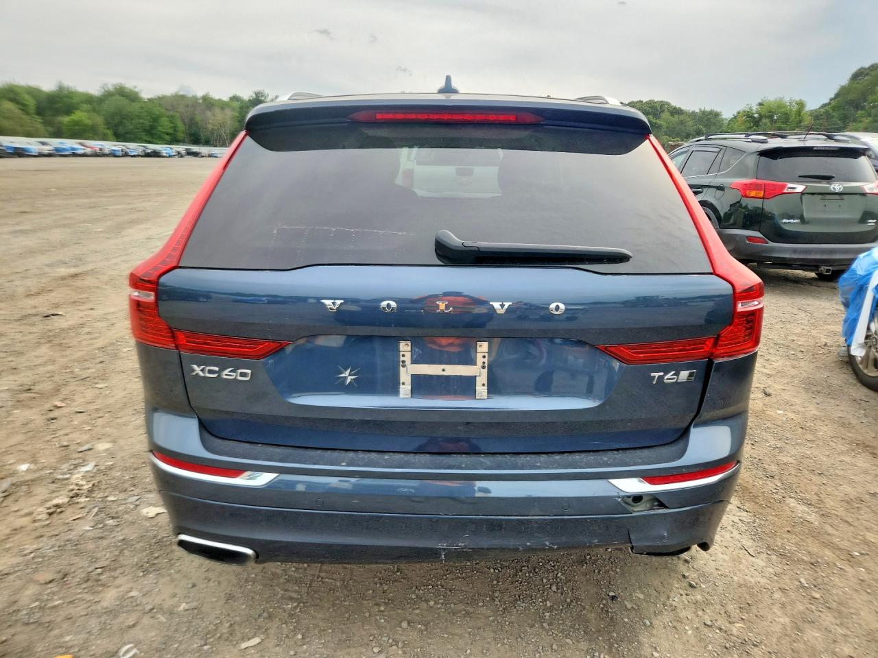 2019 Volvo Xc60 T6 Inscription Blue vin: LYVA22RL4KB219895