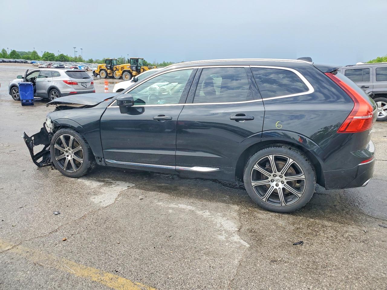 2018 Volvo Xc60 T6 Black vin: LYVA22RLXJB106032