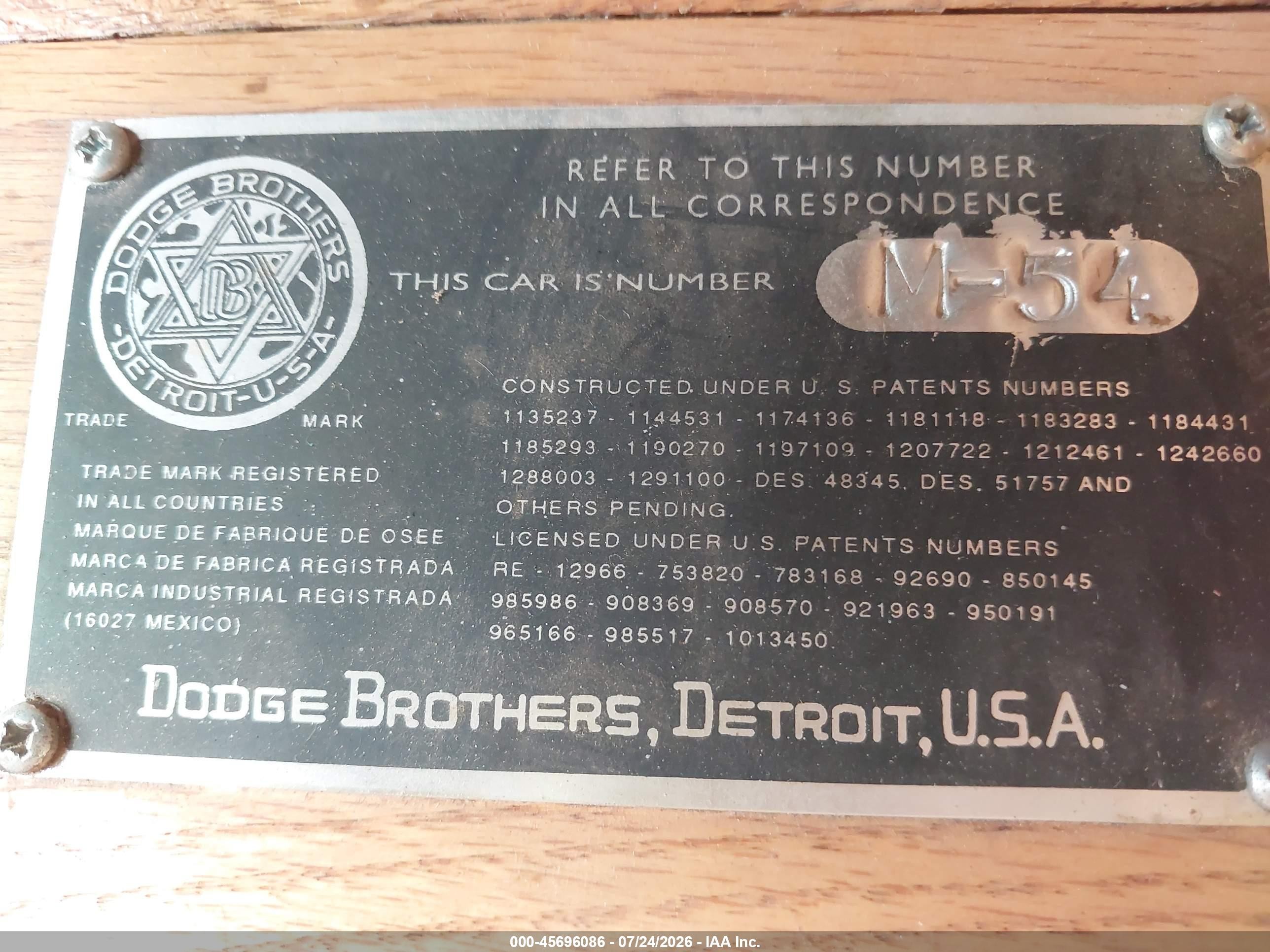 1970 Dodge Brothers Brown vin: M10307