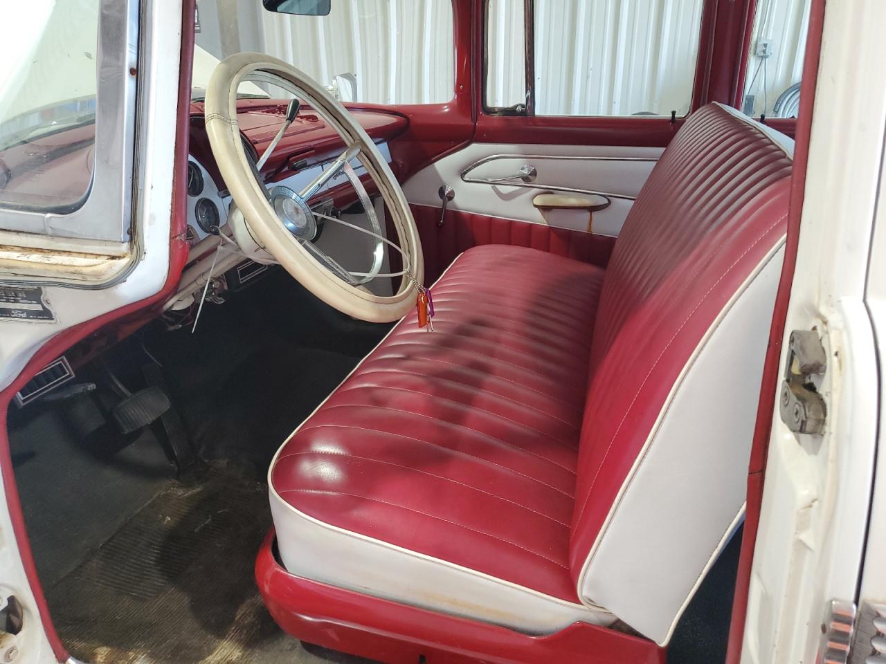 1956 Ford Fairlane Two Tone vin: M6MT149065