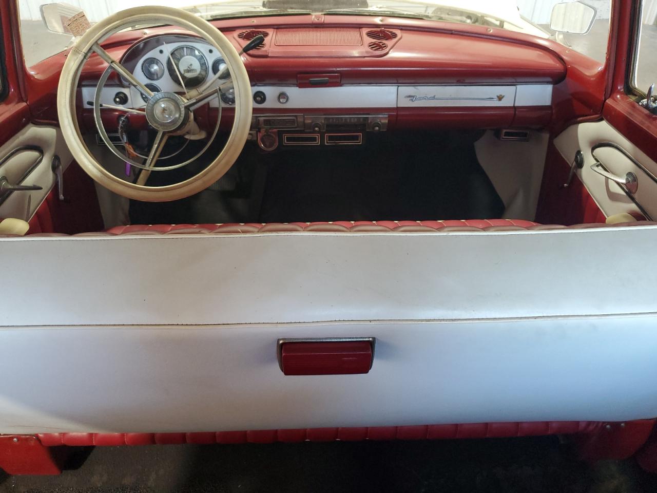 1956 Ford Fairlane Two Tone vin: M6MT149065