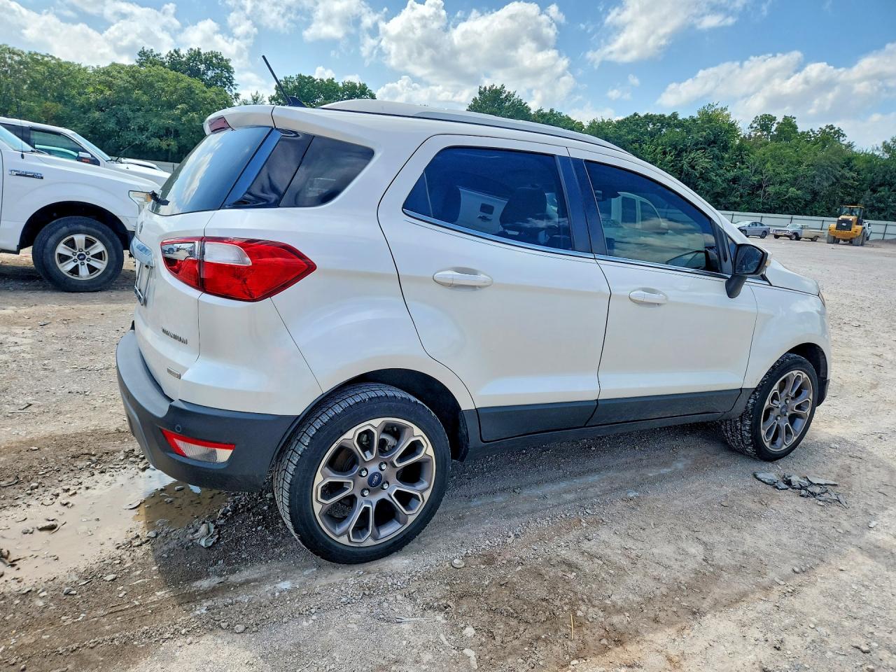 2018 Ford Ecosport Titanium White vin: MAJ3P1VE0JC176507