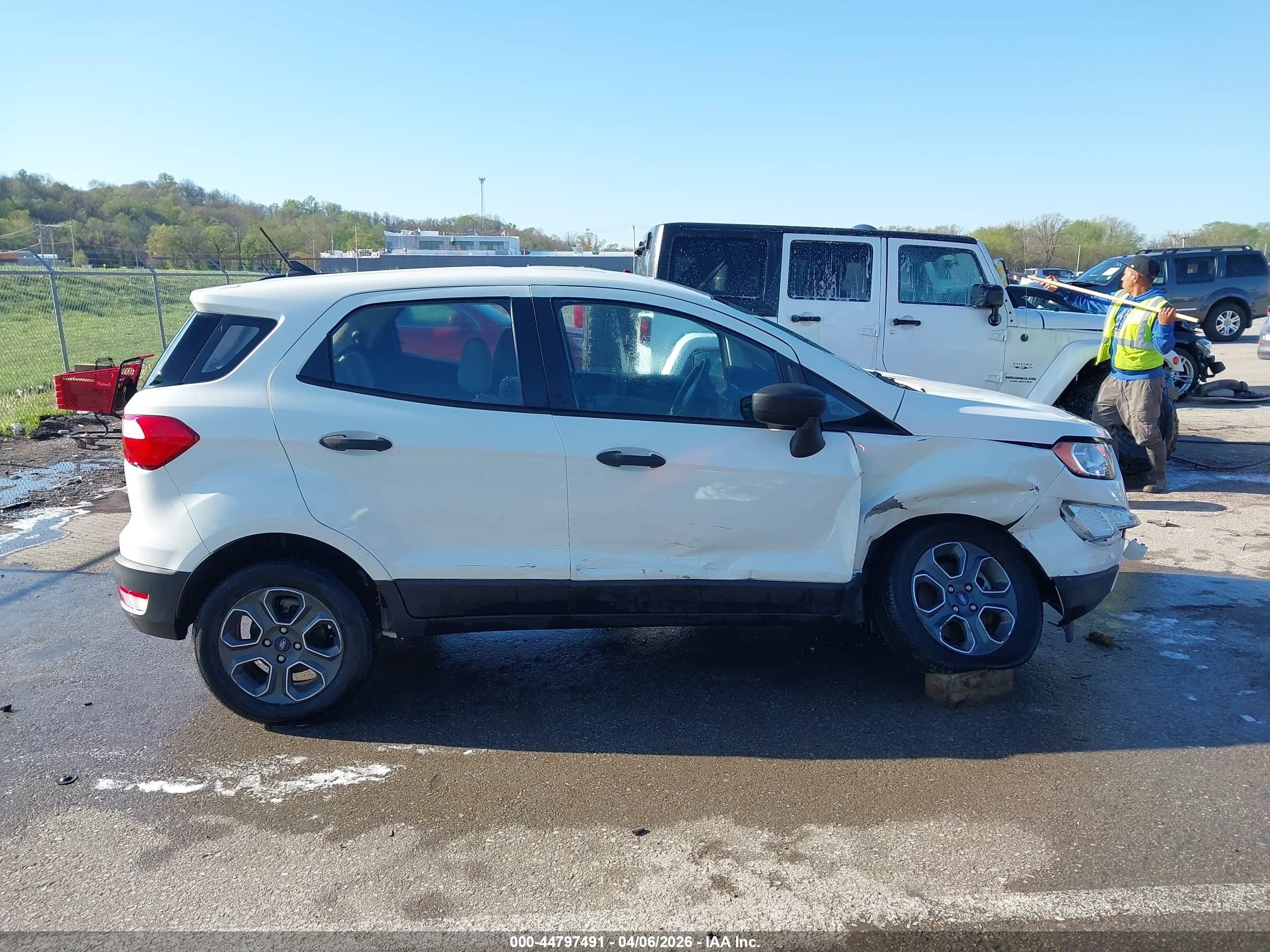 2020 Ford Ecosport S White vin: MAJ3S2FE8LC384995