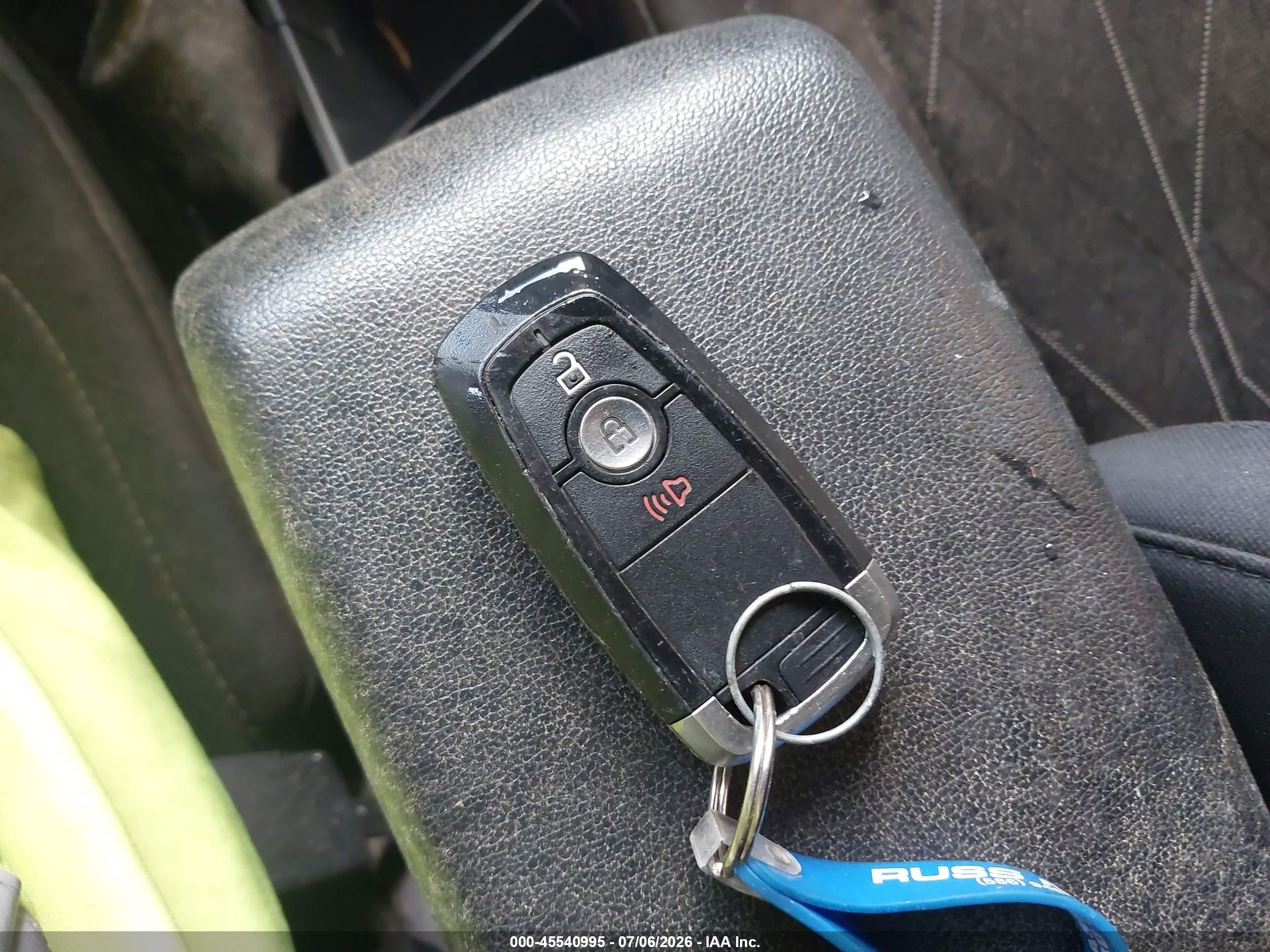 2019 Ford Ecosport Se Silver vin: MAJ3S2GE0KC271622