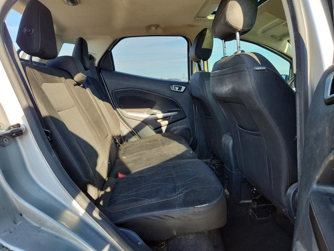 2019 Ford Ecosport Se Серебряный vin: MAJ3S2GE4KC282820