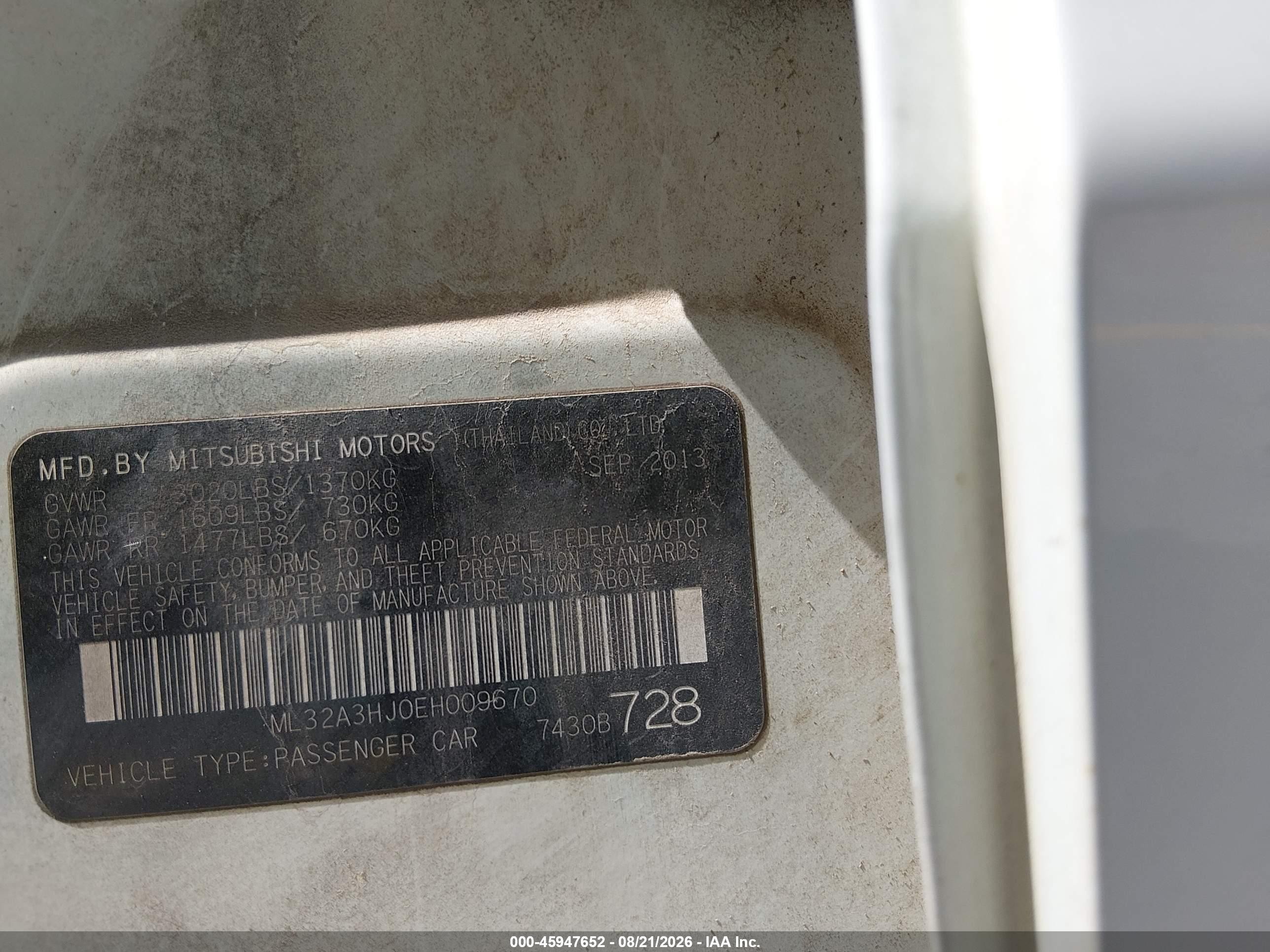 2014 Mitsubishi Mirage De White vin: ML32A3HJ0EH009670