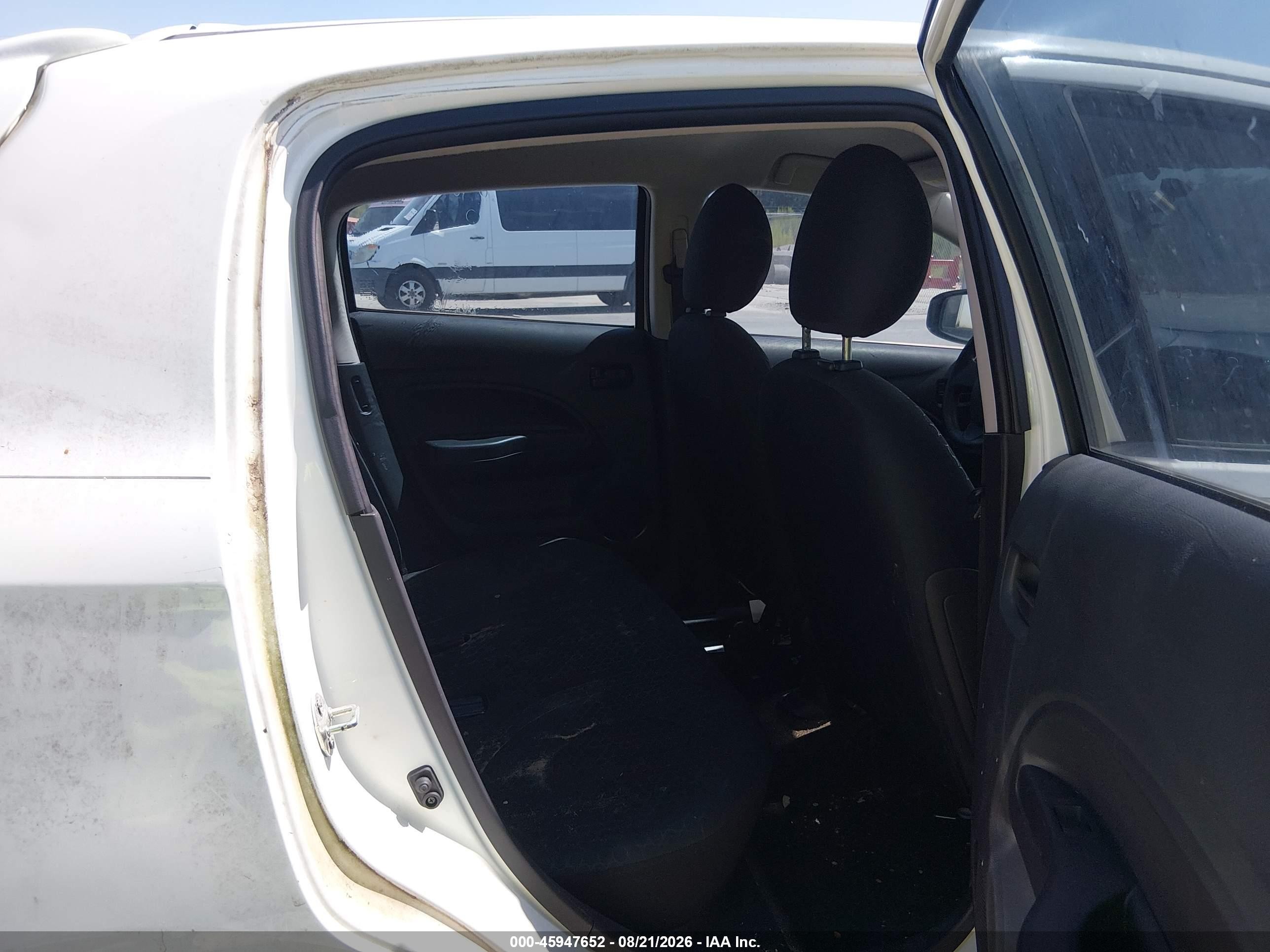 2014 Mitsubishi Mirage De White vin: ML32A3HJ0EH009670