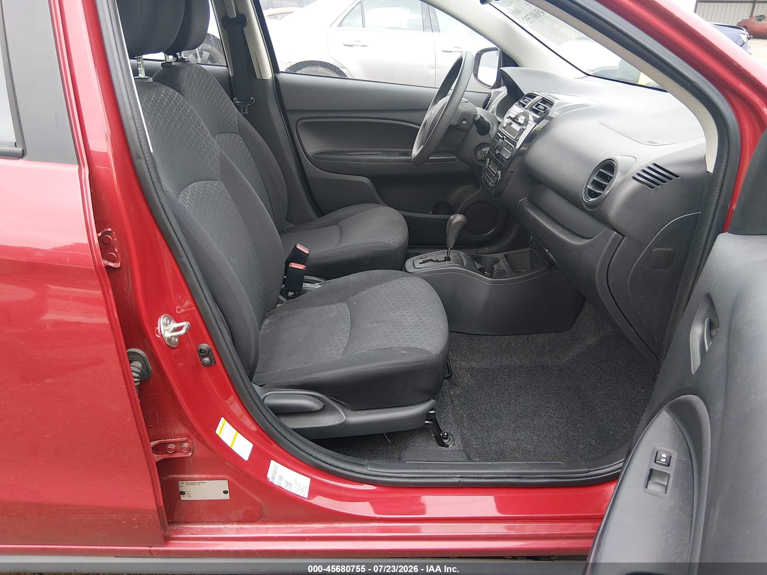 2014 Mitsubishi Mirage De Red vin: ML32A3HJ0EH022970