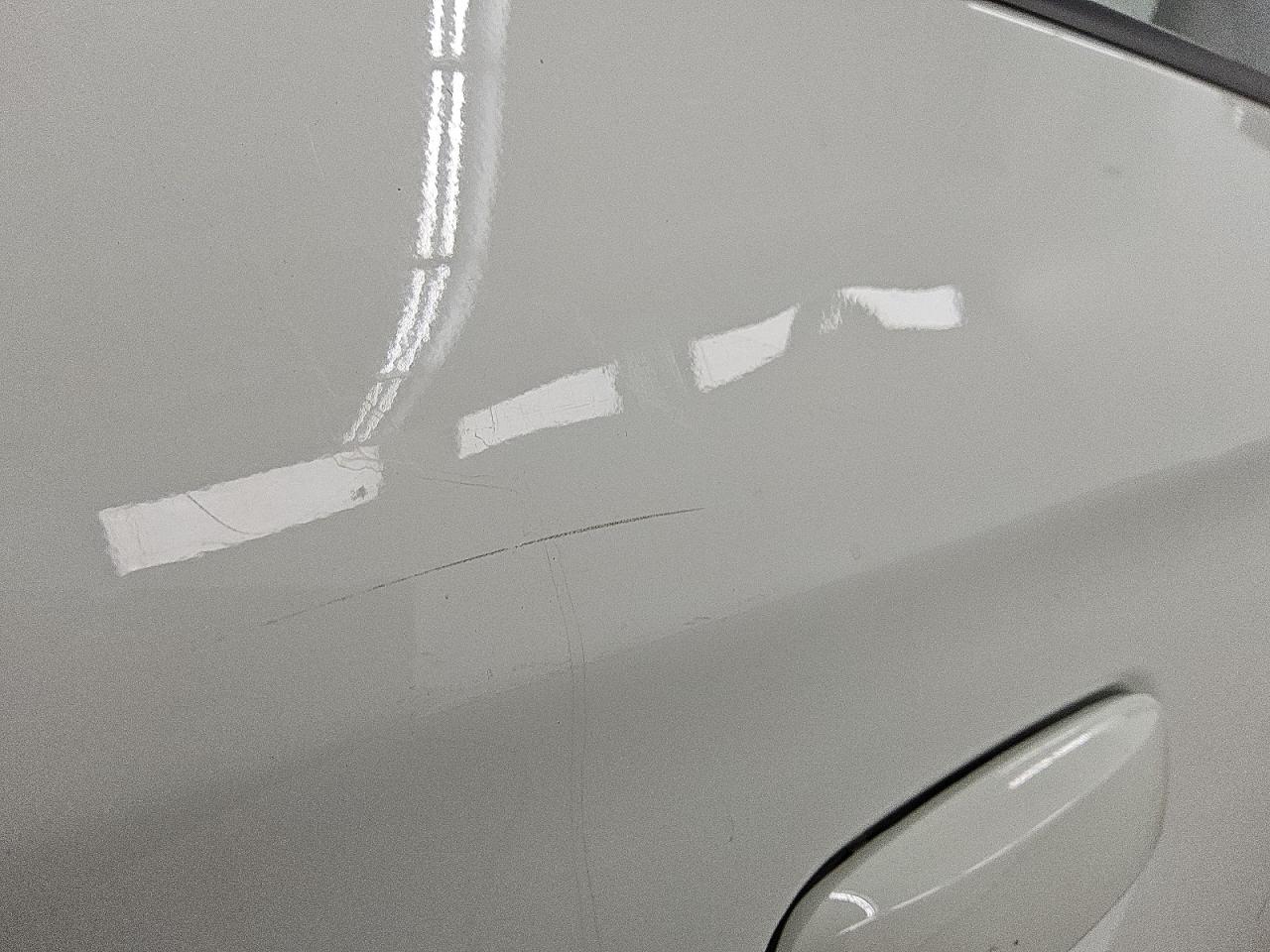 2015 Mitsubishi Mirage De White vin: ML32A3HJ0FH010173 Damage: Right Rear Door, Heavy Scratch, 7 To 8 Inches