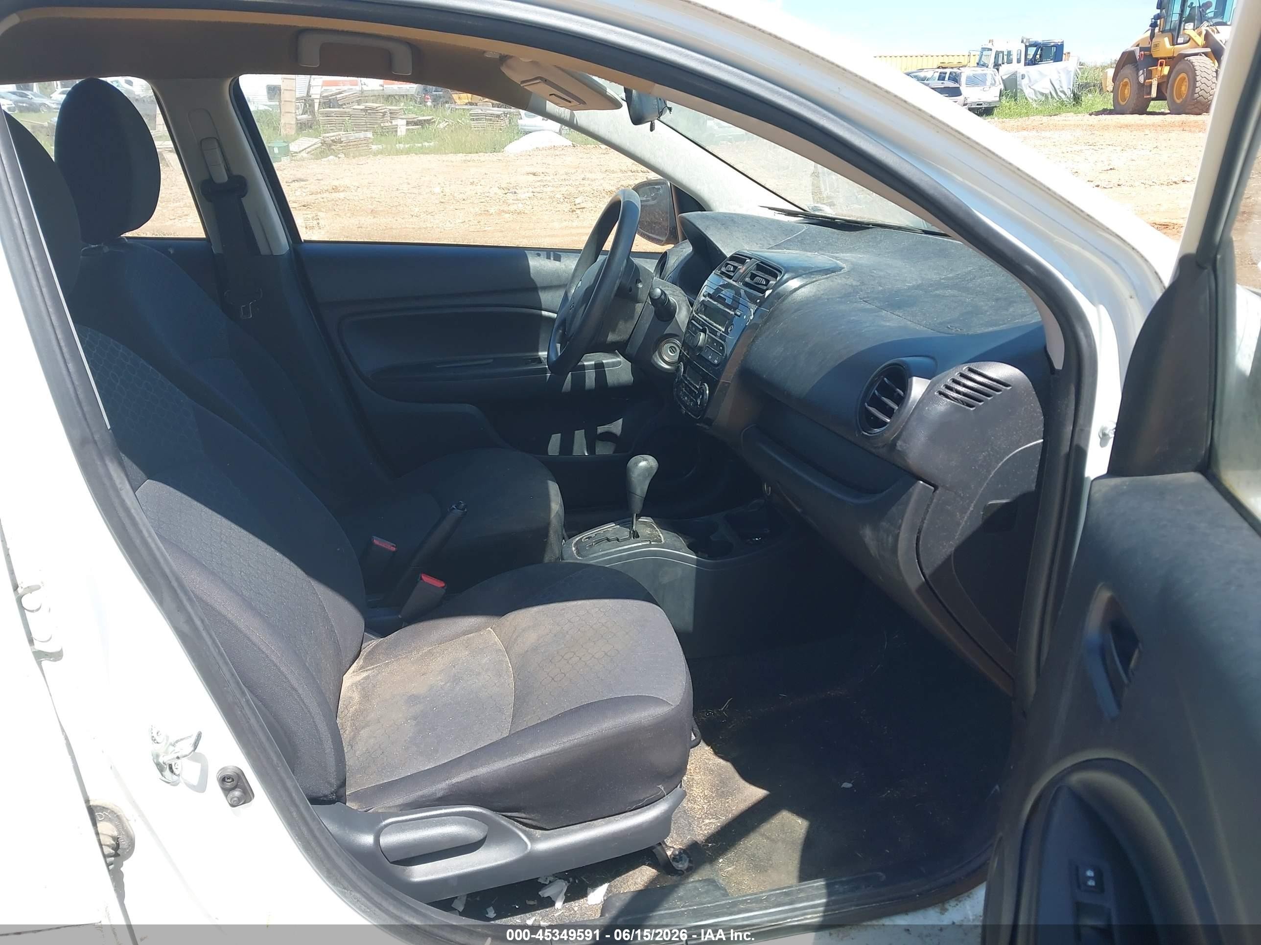 2015 Mitsubishi Mirage De Белый vin: ML32A3HJ0FH032254