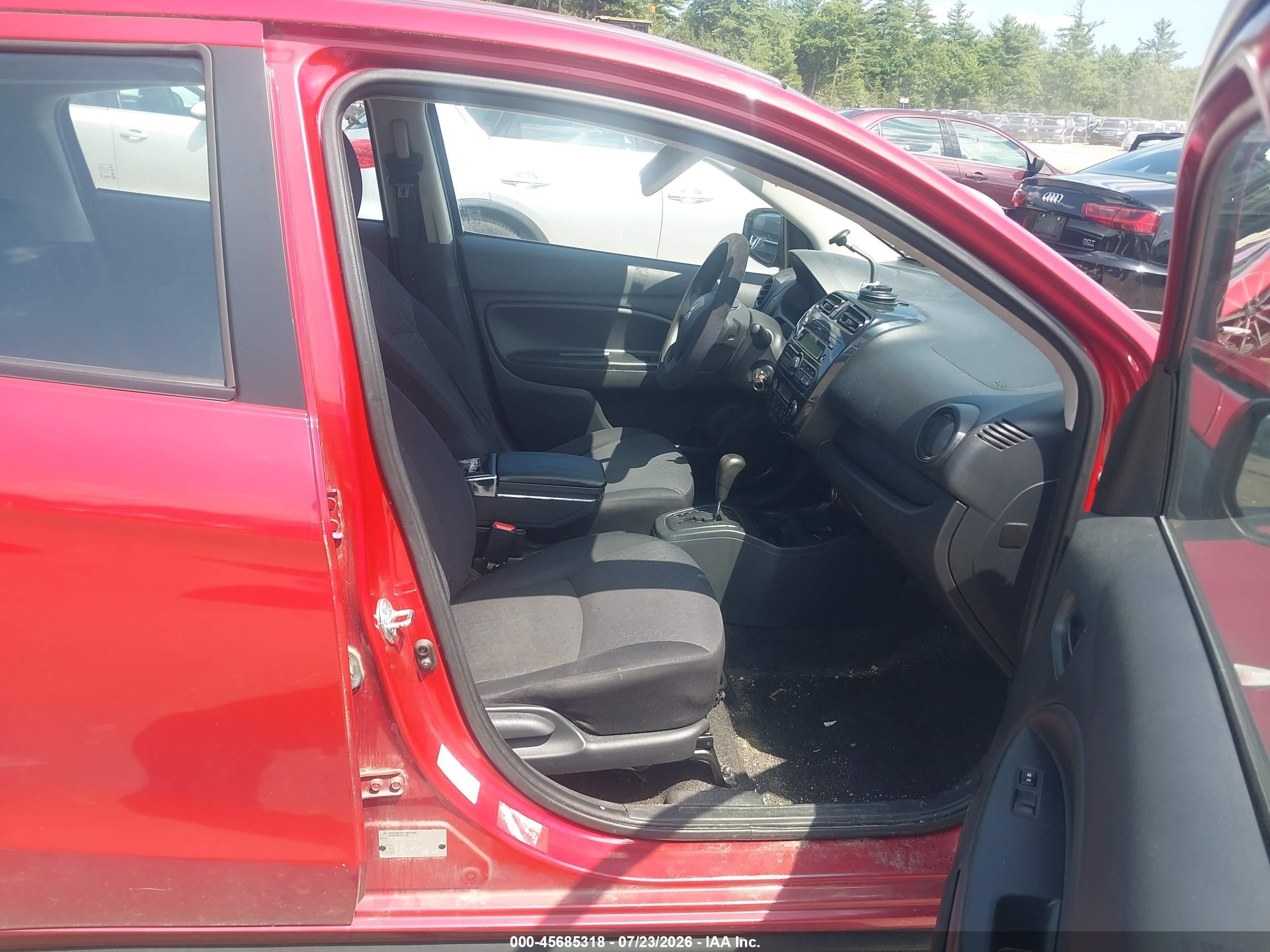 2015 Mitsubishi Mirage De/rf Red vin: ML32A3HJ0FH046459
