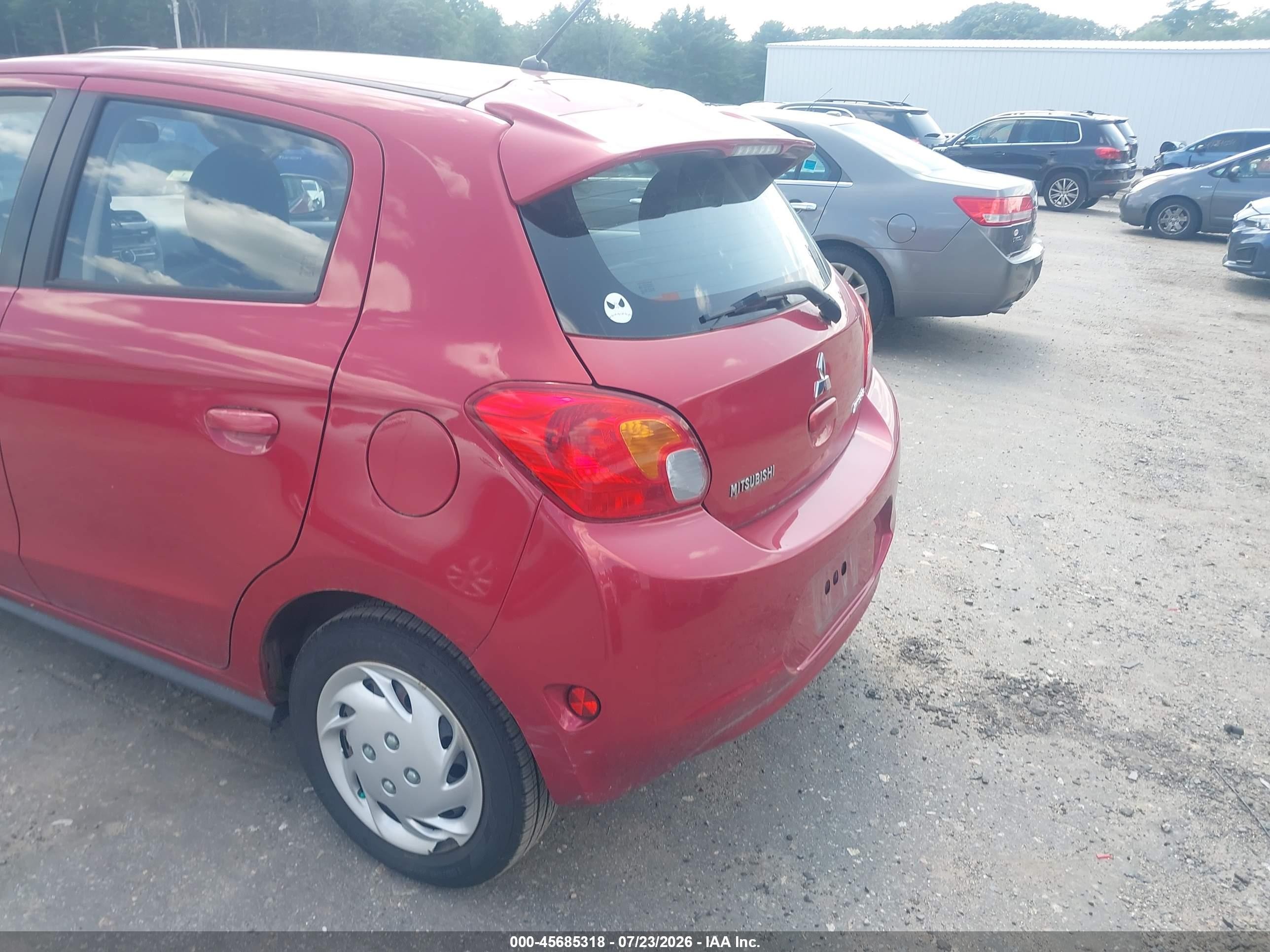2015 Mitsubishi Mirage De/rf Red vin: ML32A3HJ0FH046459