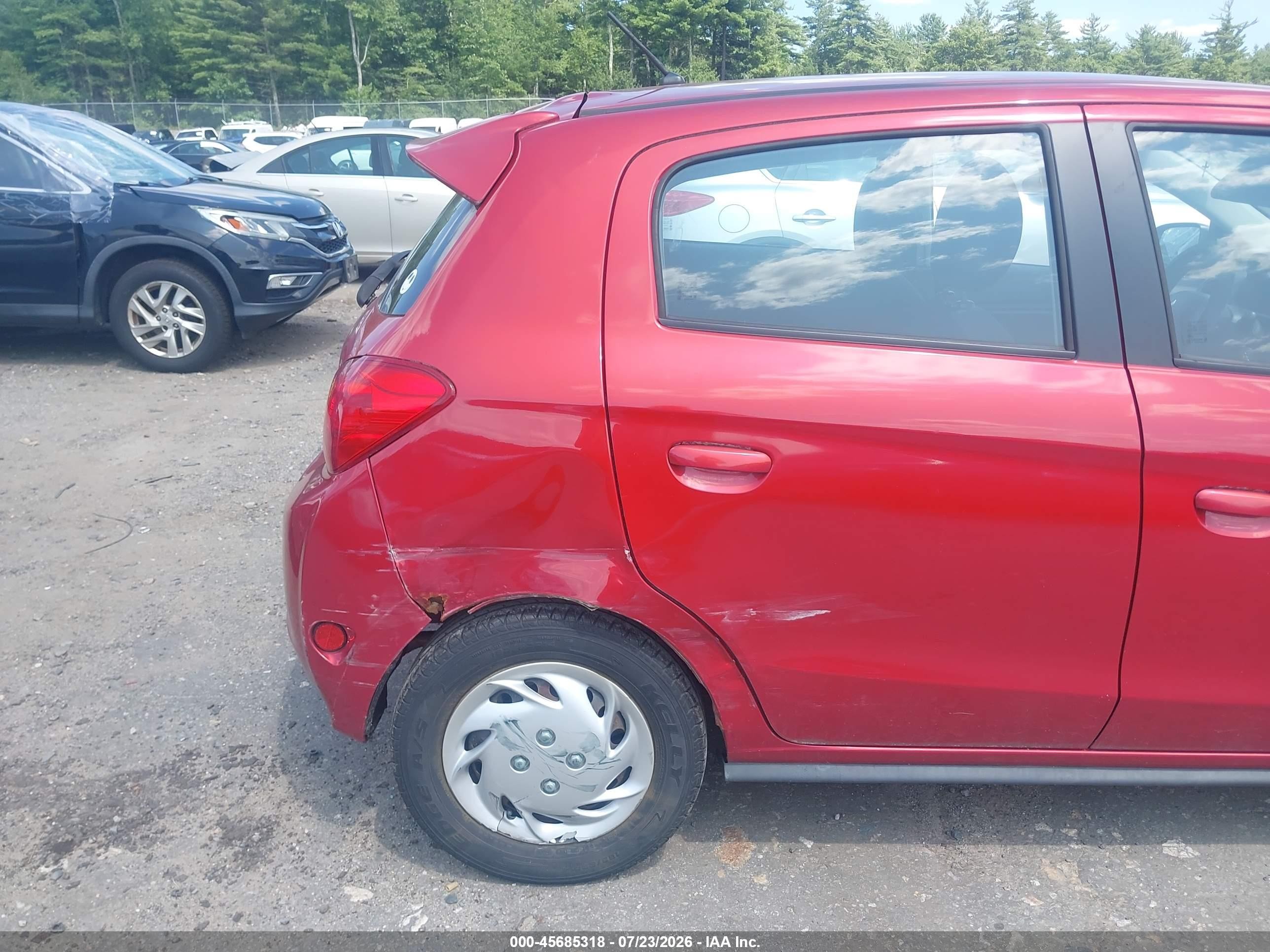 2015 Mitsubishi Mirage De/rf Red vin: ML32A3HJ0FH046459