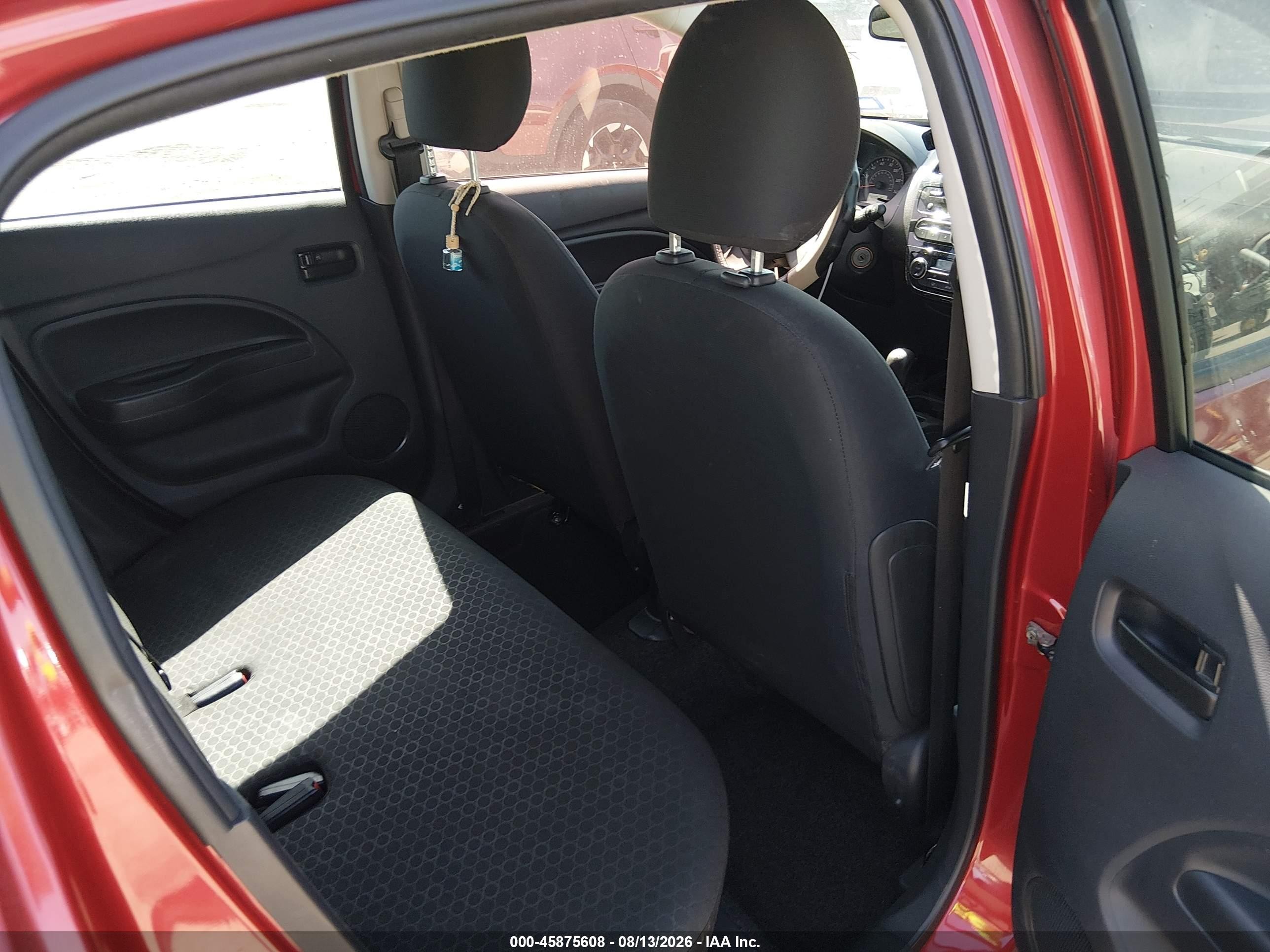 2015 Mitsubishi Mirage De Red vin: ML32A3HJ0FH054514
