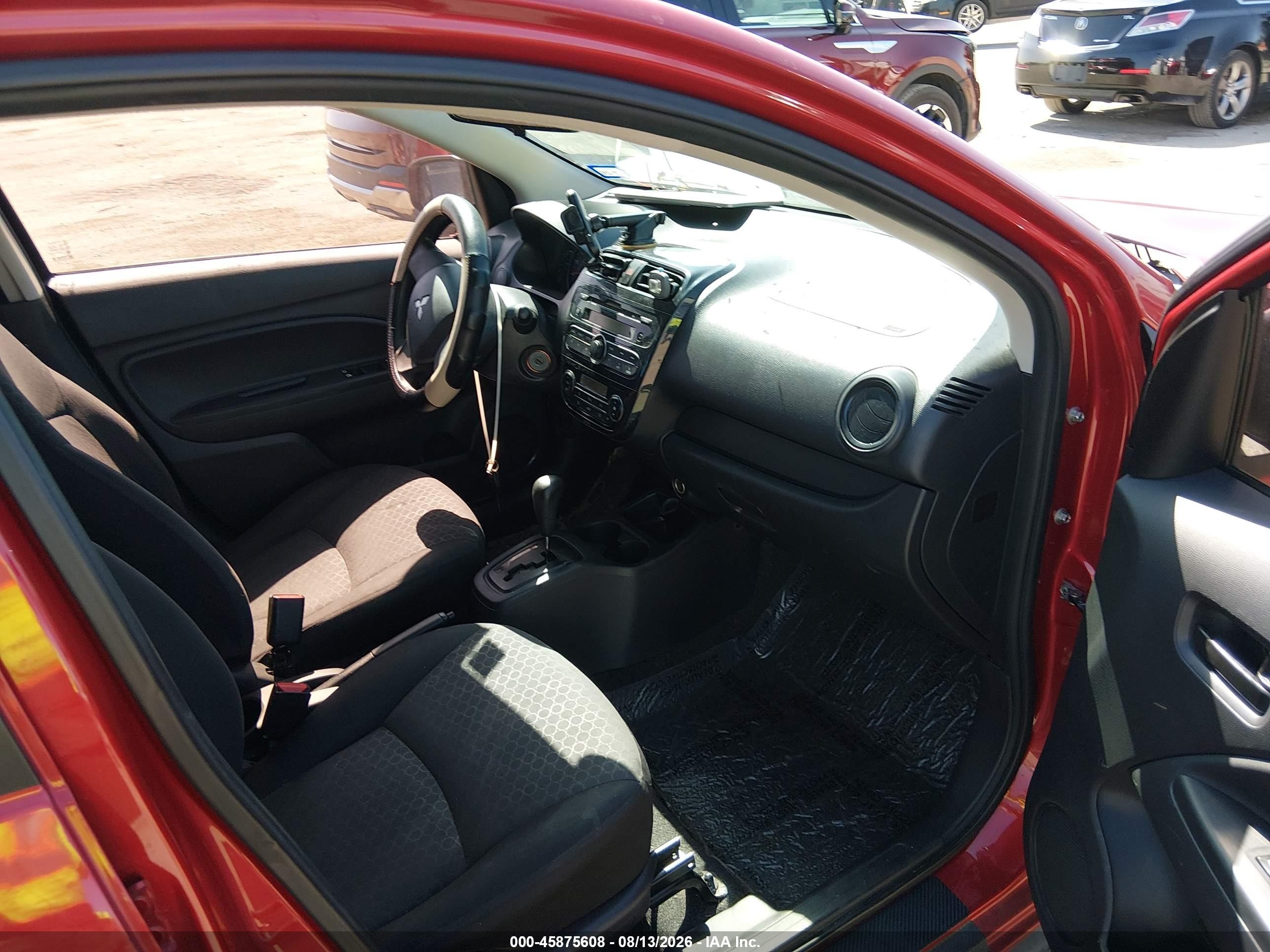 2015 Mitsubishi Mirage De Red vin: ML32A3HJ0FH054514