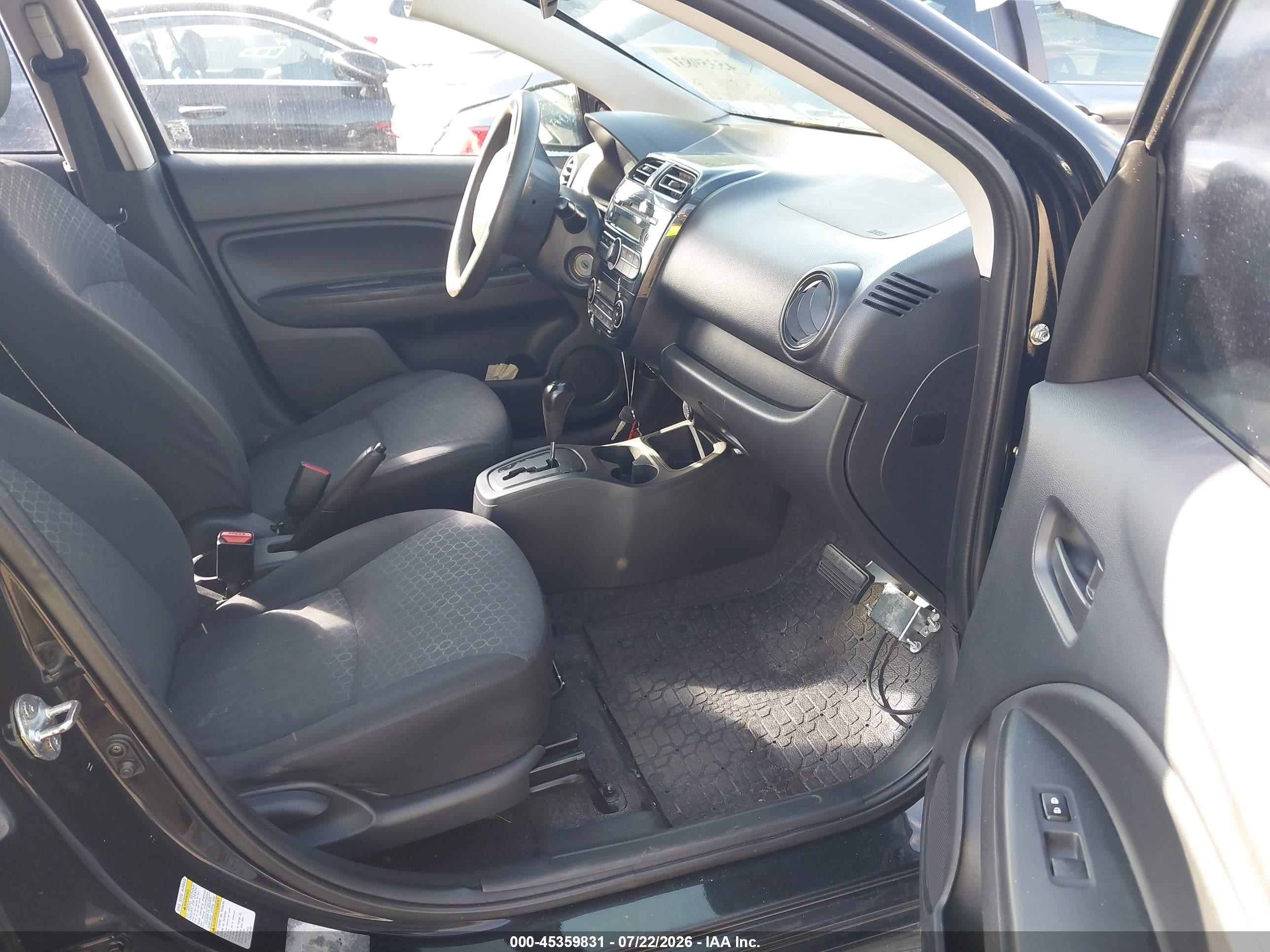2014 Mitsubishi Mirage De Black vin: ML32A3HJ1EH007328