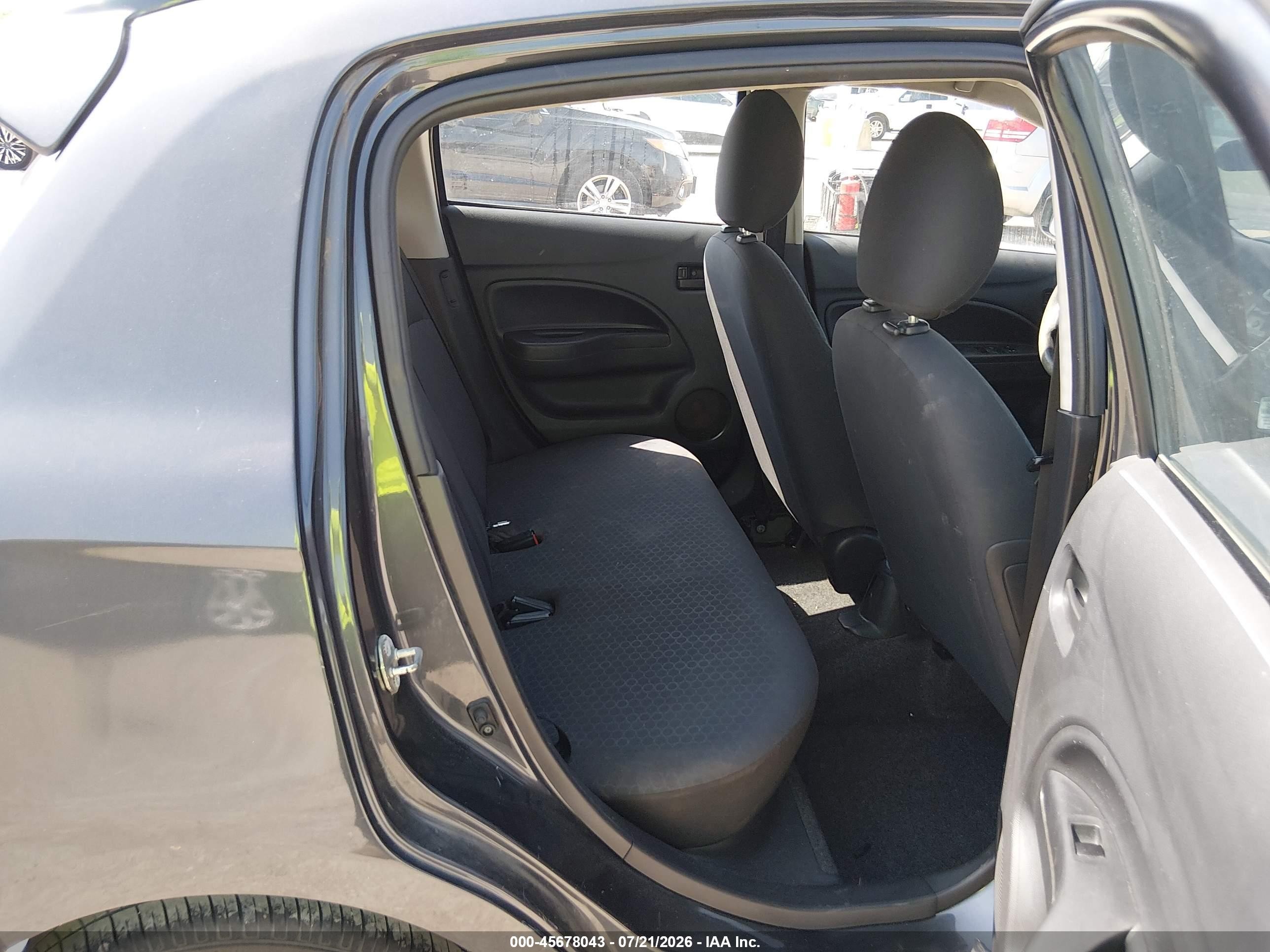 2015 Mitsubishi Mirage De/rf Gray vin: ML32A3HJ1FH000395