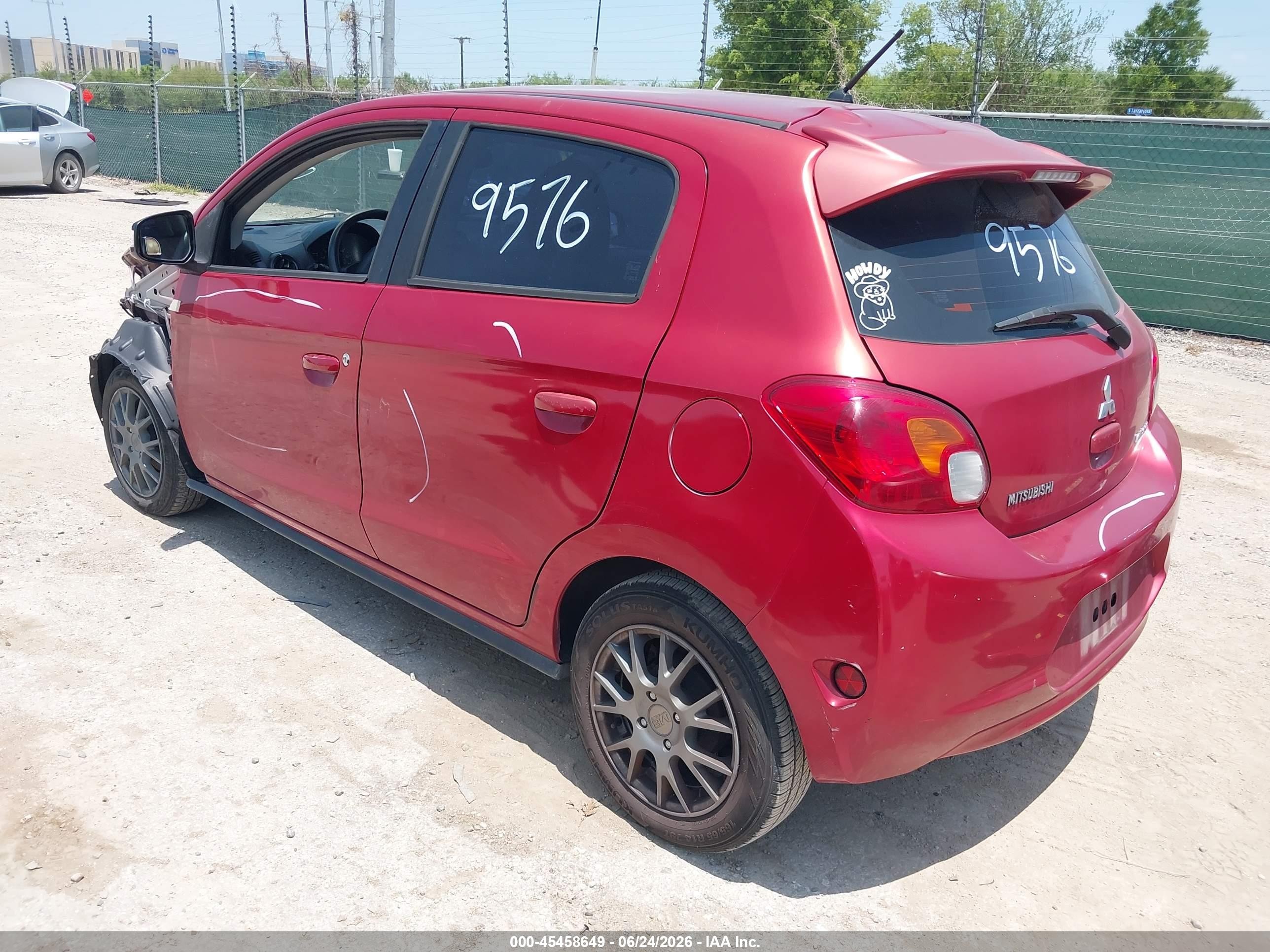 2015 Mitsubishi Mirage De Red vin: ML32A3HJ1FH043750