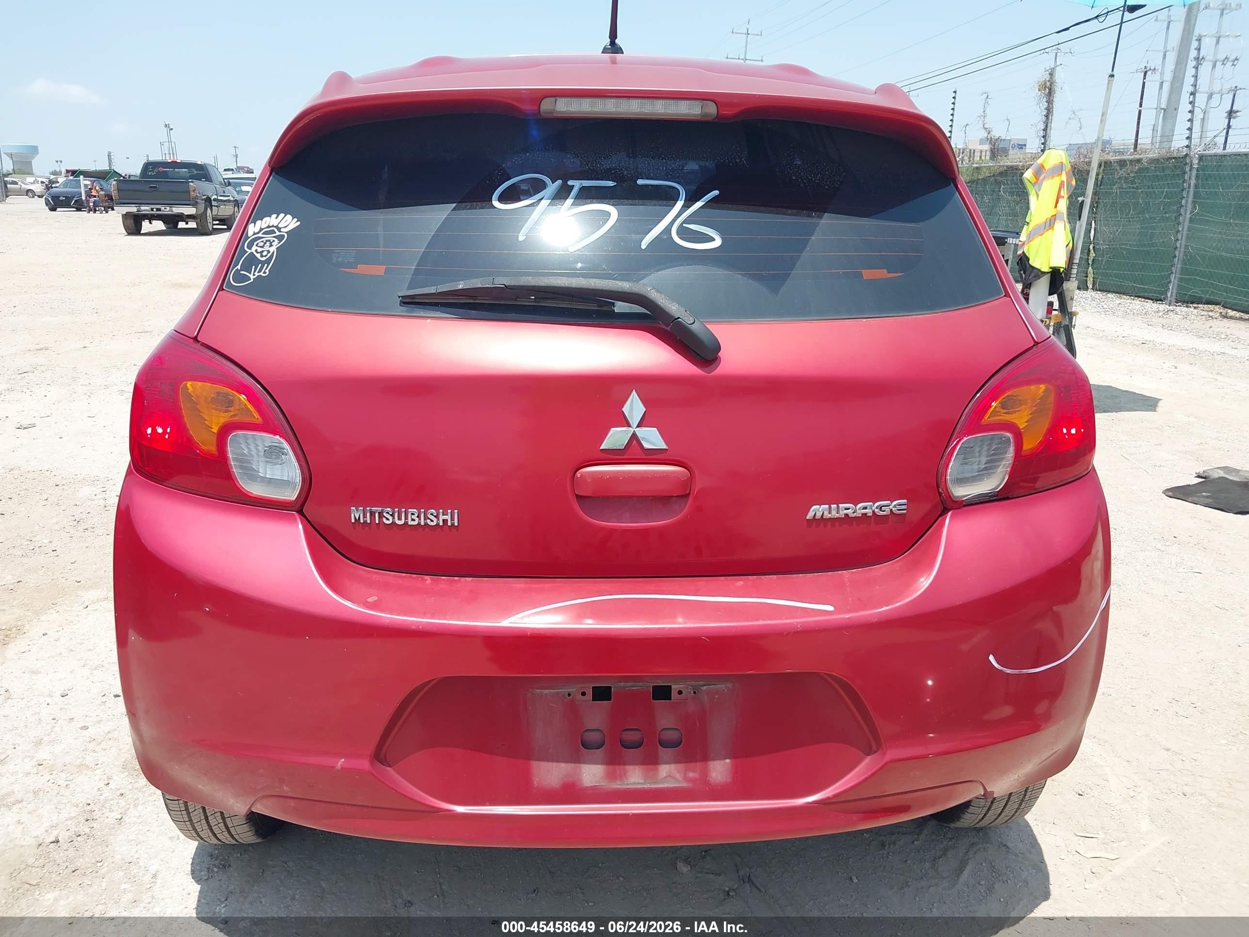 2015 Mitsubishi Mirage De Red vin: ML32A3HJ1FH043750