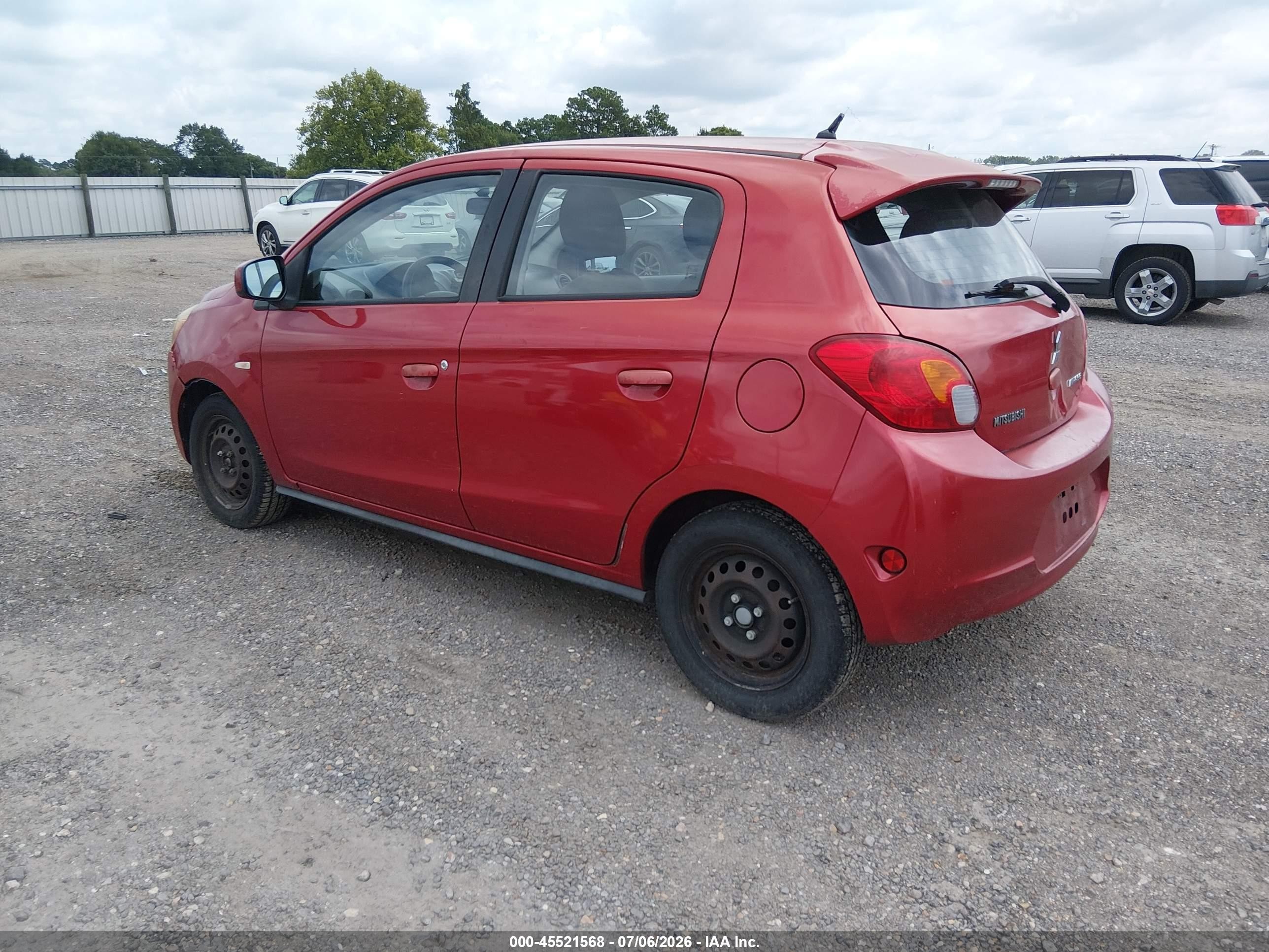 2015 Mitsubishi Mirage De Red vin: ML32A3HJ1FH043957