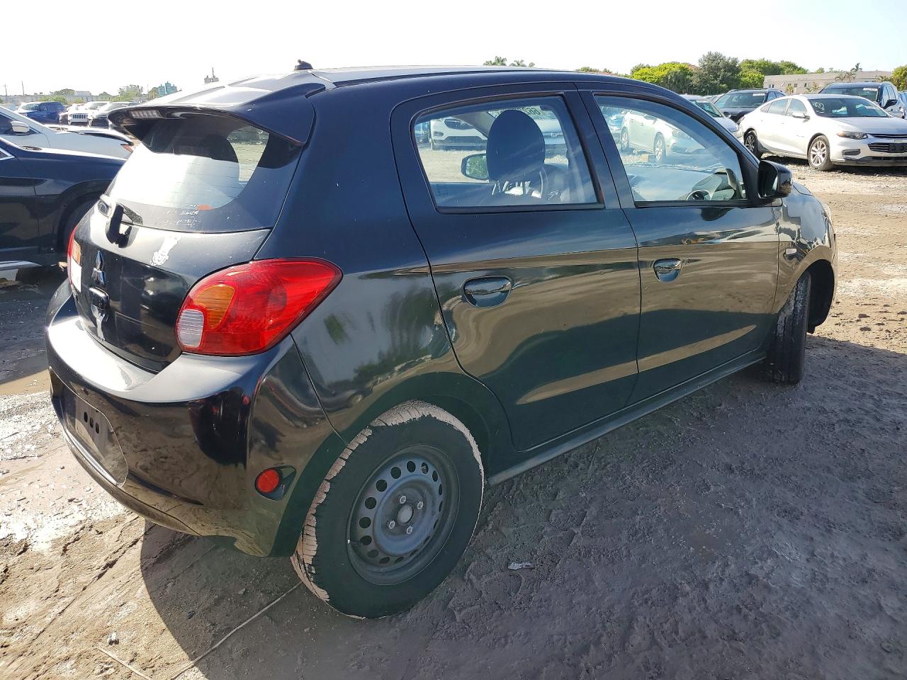 2015 Mitsubishi Mirage De Black vin: ML32A3HJ1FH047121
