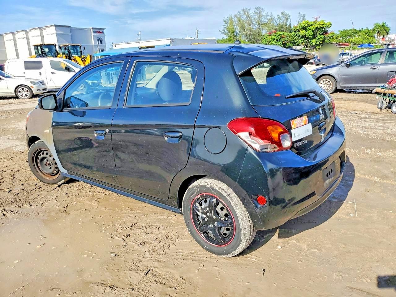 2015 Mitsubishi Mirage De Black vin: ML32A3HJ1FH047121