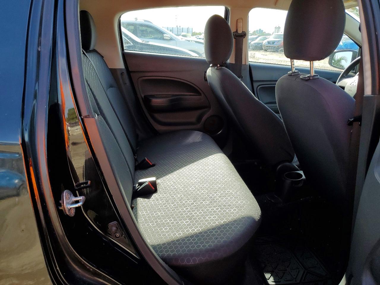 2015 Mitsubishi Mirage De Black vin: ML32A3HJ1FH047121