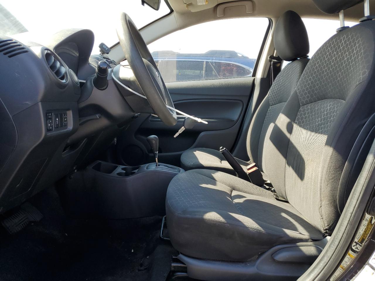 2015 Mitsubishi Mirage De Black vin: ML32A3HJ2FH011812