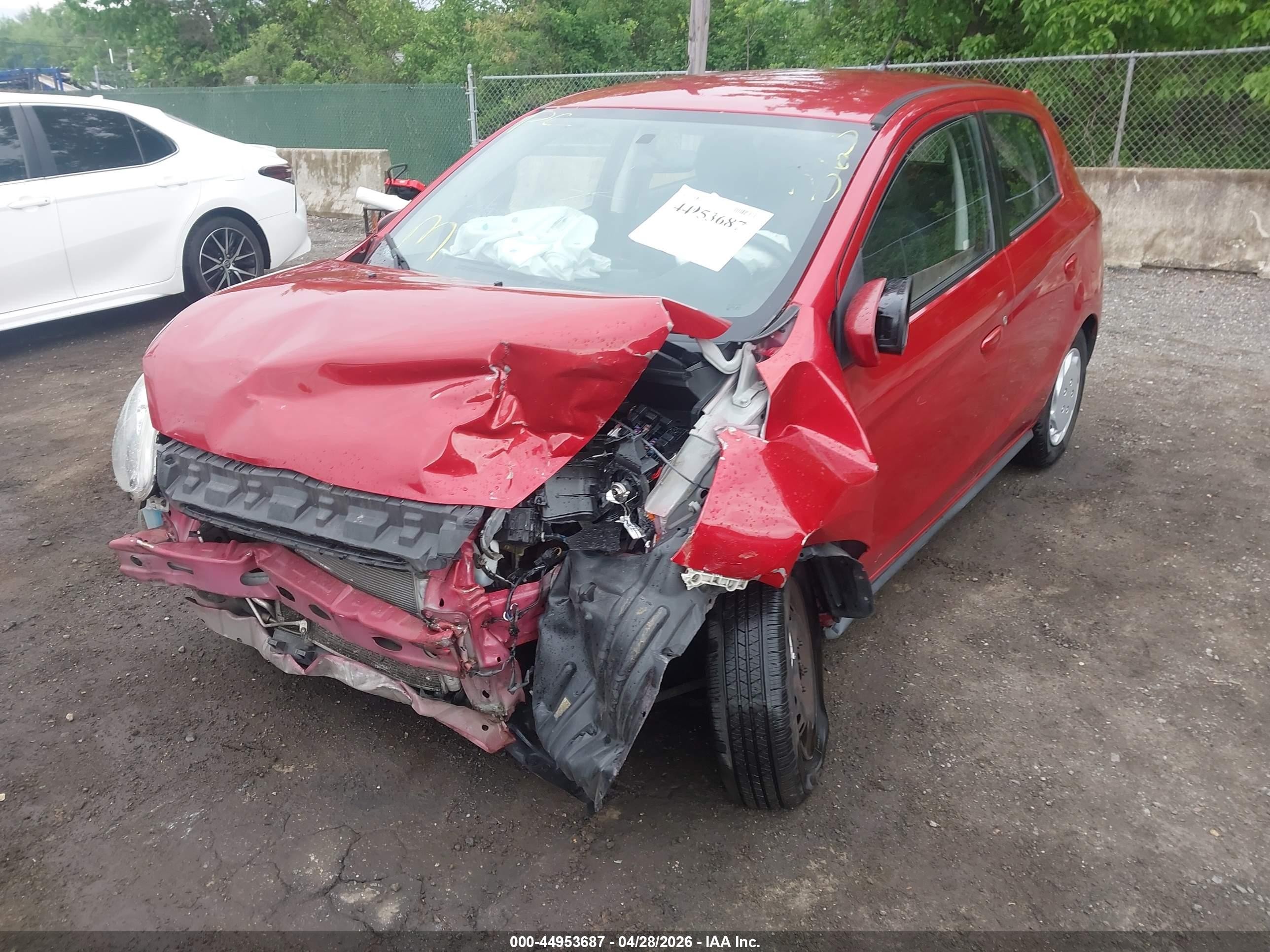 2015 Mitsubishi Mirage De/rf Red vin: ML32A3HJ2FH045927
