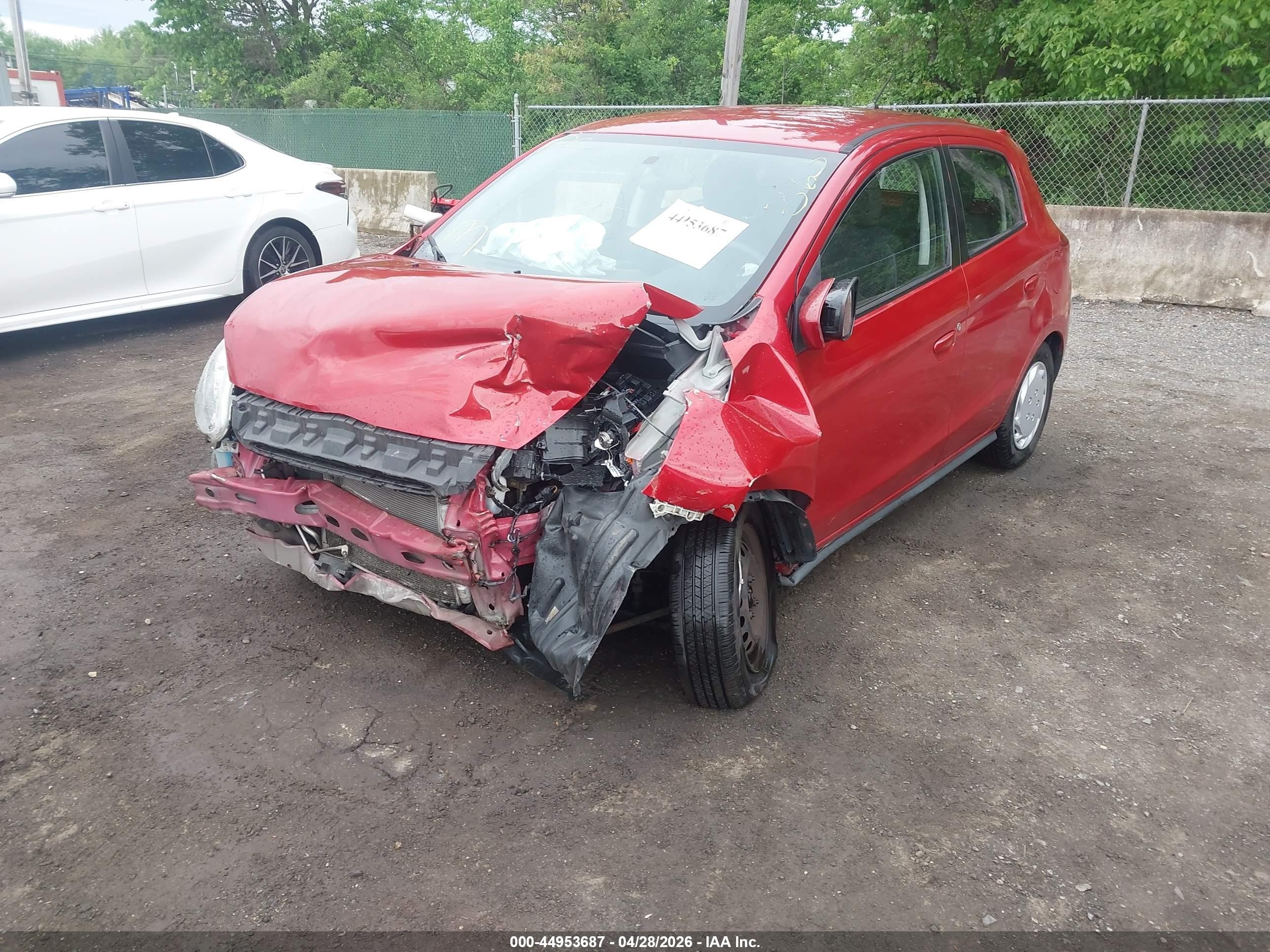 2015 Mitsubishi Mirage De/rf Red vin: ML32A3HJ2FH045927