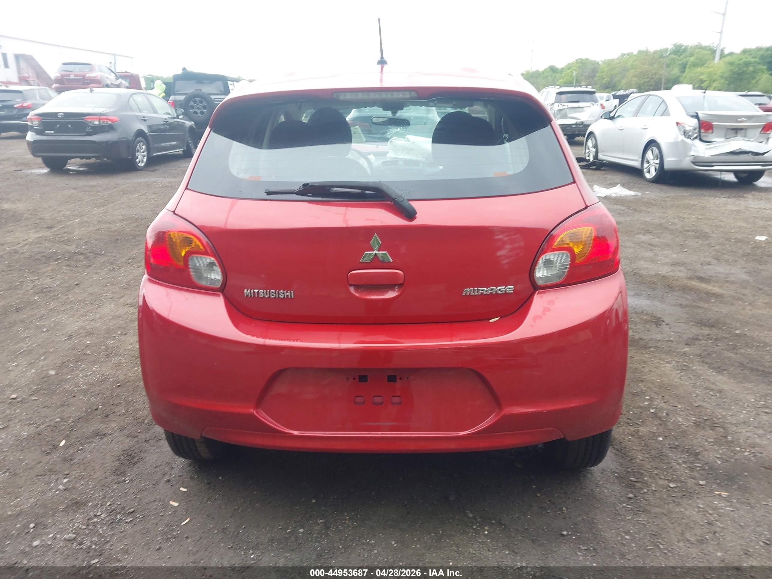 2015 Mitsubishi Mirage De/rf Red vin: ML32A3HJ2FH045927