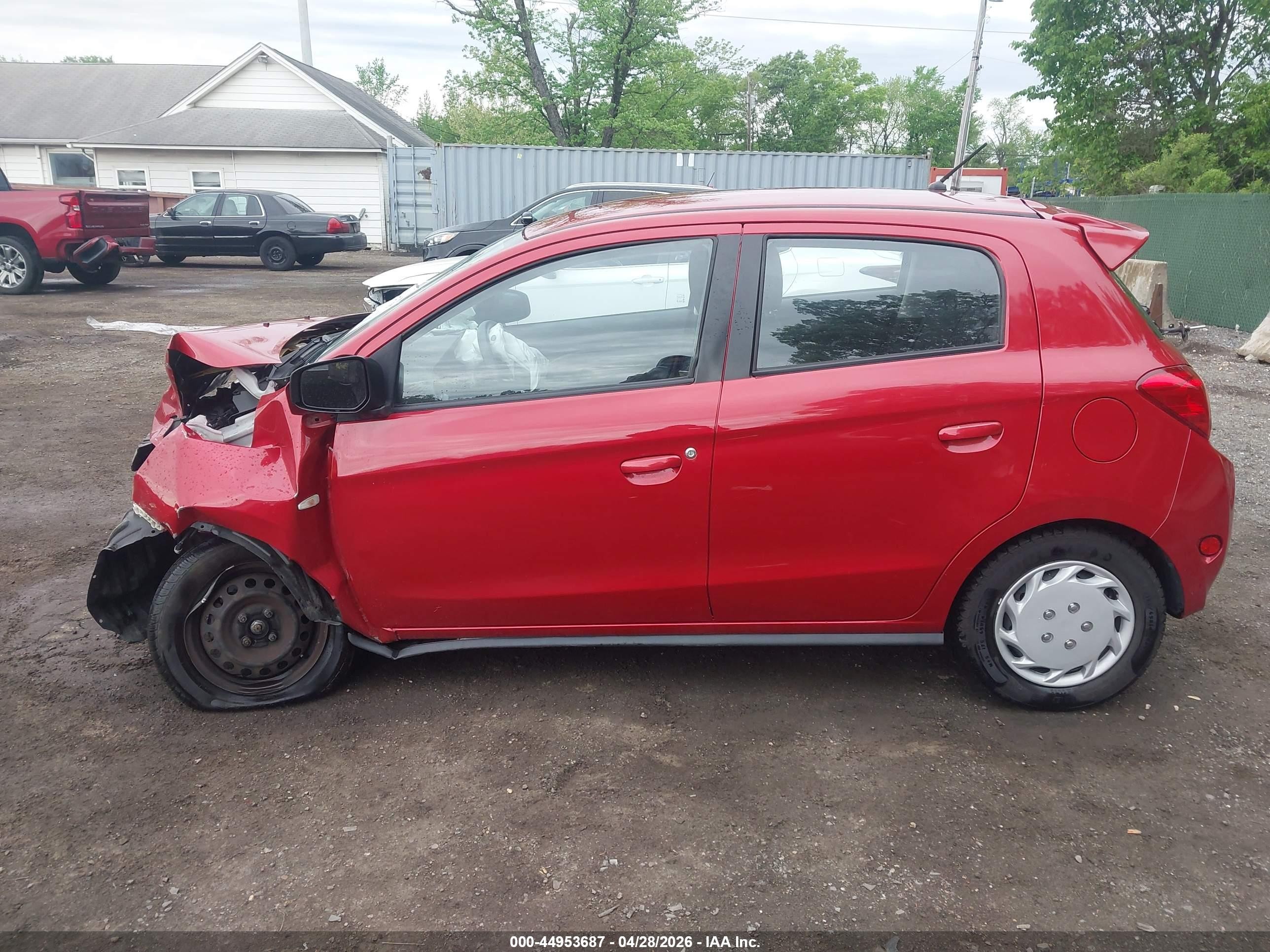 2015 Mitsubishi Mirage De/rf Red vin: ML32A3HJ2FH045927