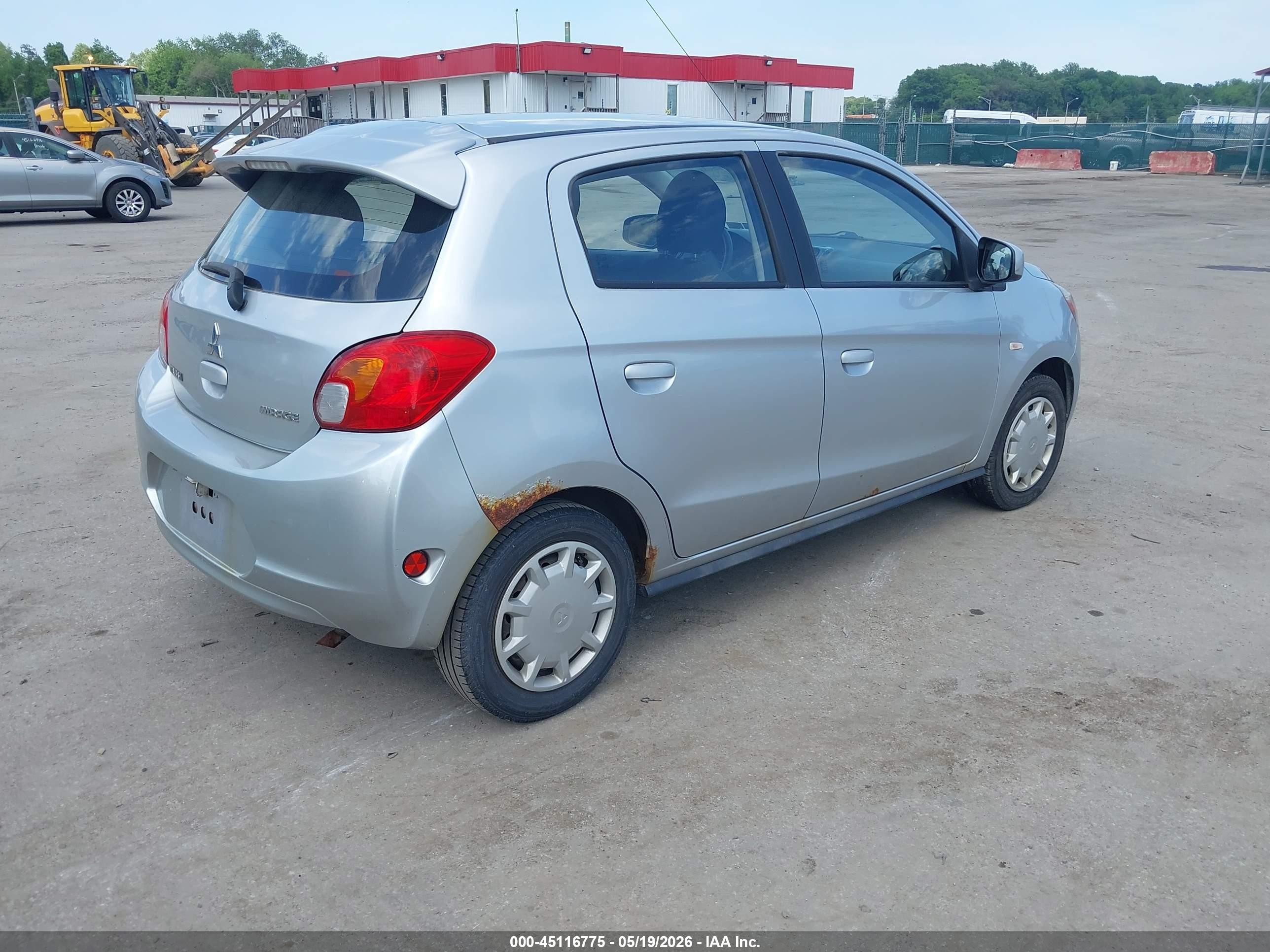 2014 Mitsubishi Mirage De Silver vin: ML32A3HJ3EH006682