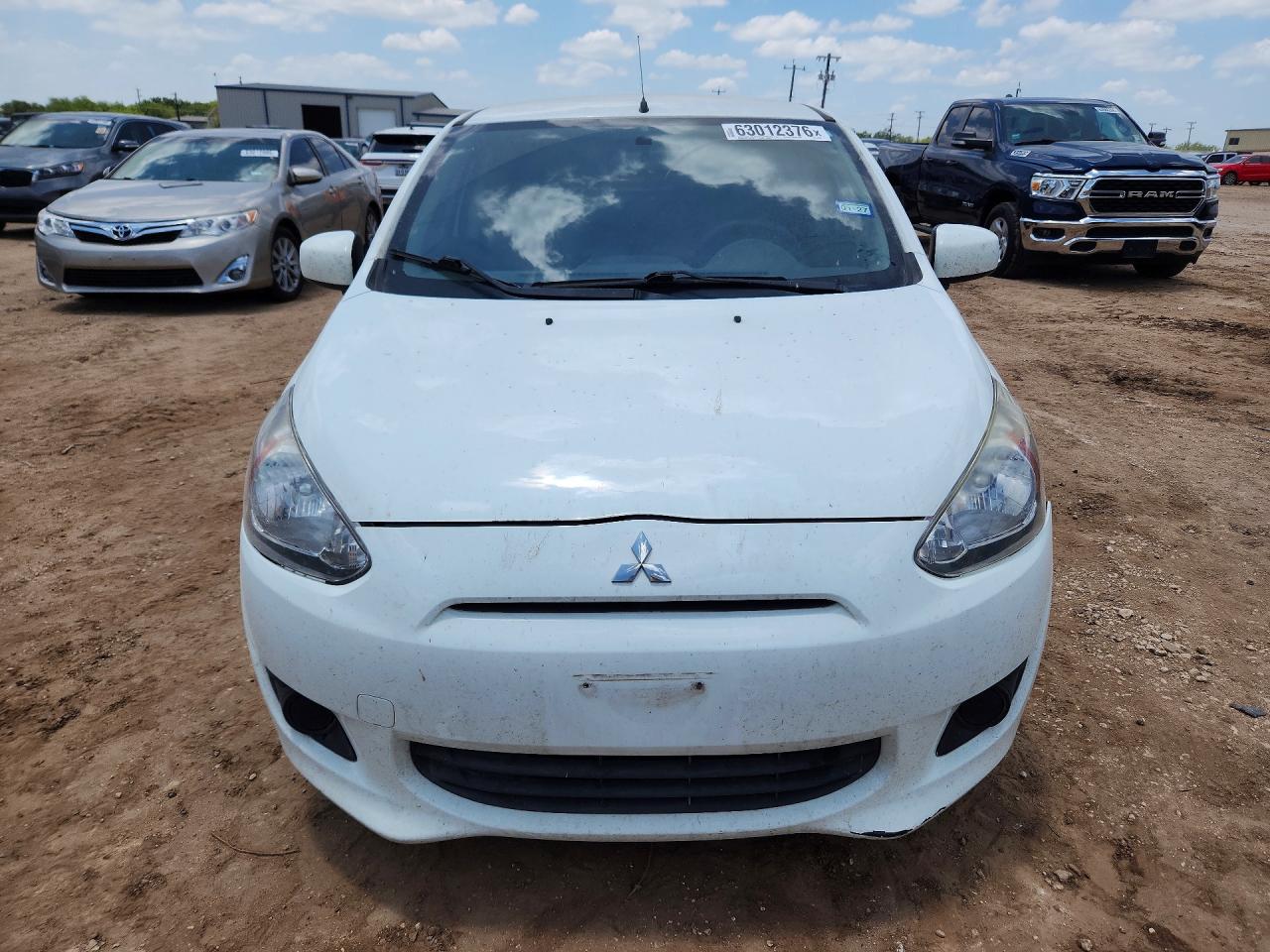 2014 Mitsubishi Mirage De White vin: ML32A3HJ3EH008495