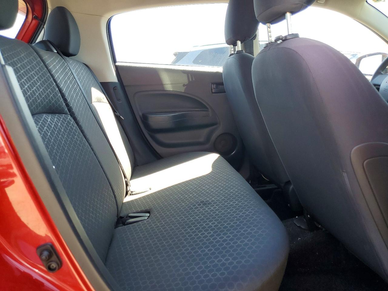 2015 Mitsubishi Mirage De Red vin: ML32A3HJ3FH000673