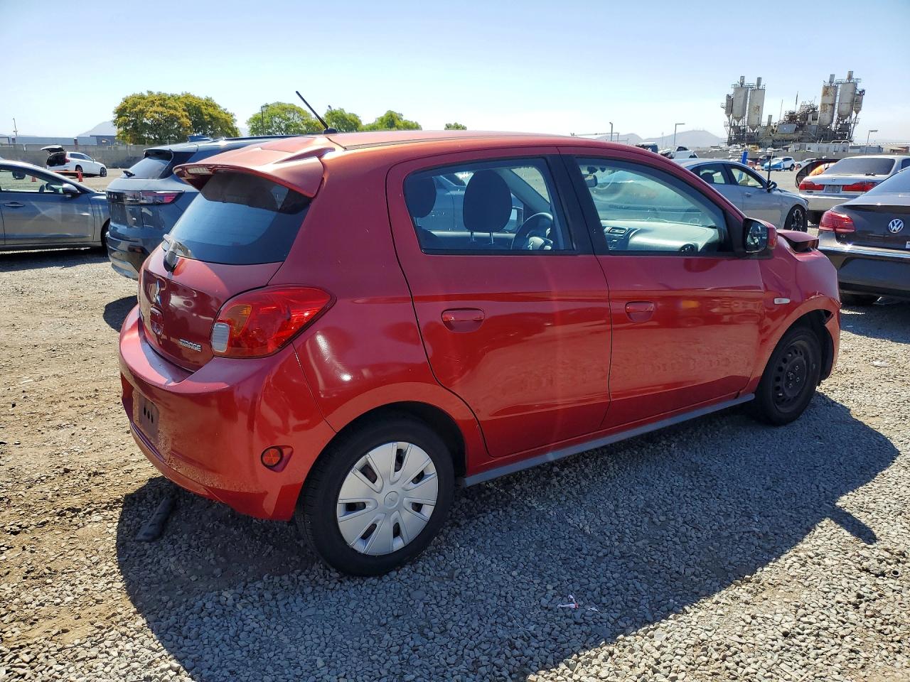2015 Mitsubishi Mirage De Red vin: ML32A3HJ3FH000673