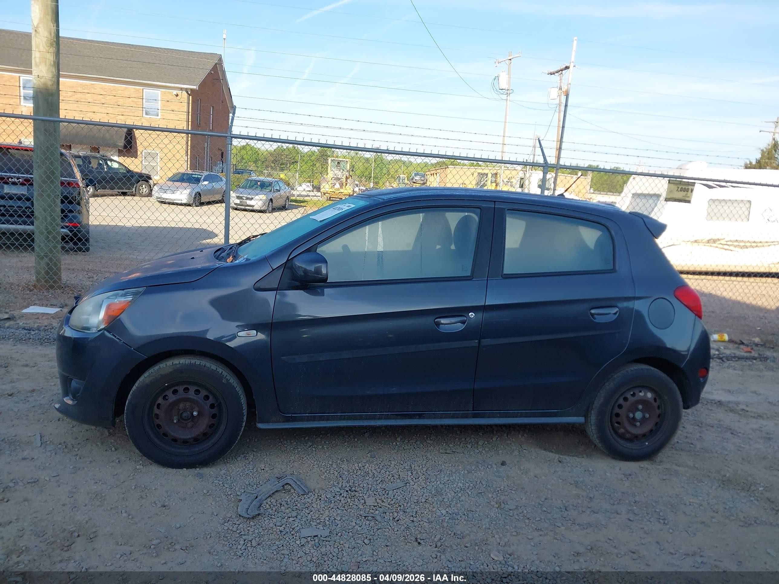 2015 Mitsubishi Mirage De/rf Gray vin: ML32A3HJ3FH007283