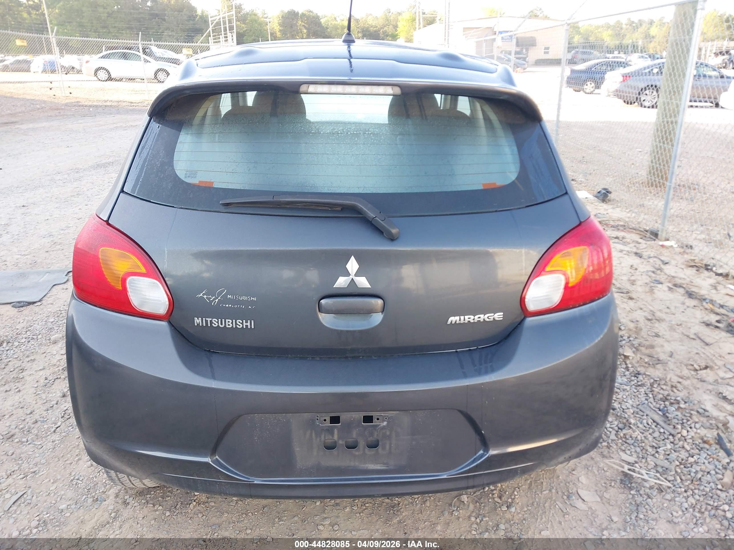 2015 Mitsubishi Mirage De/rf Gray vin: ML32A3HJ3FH007283