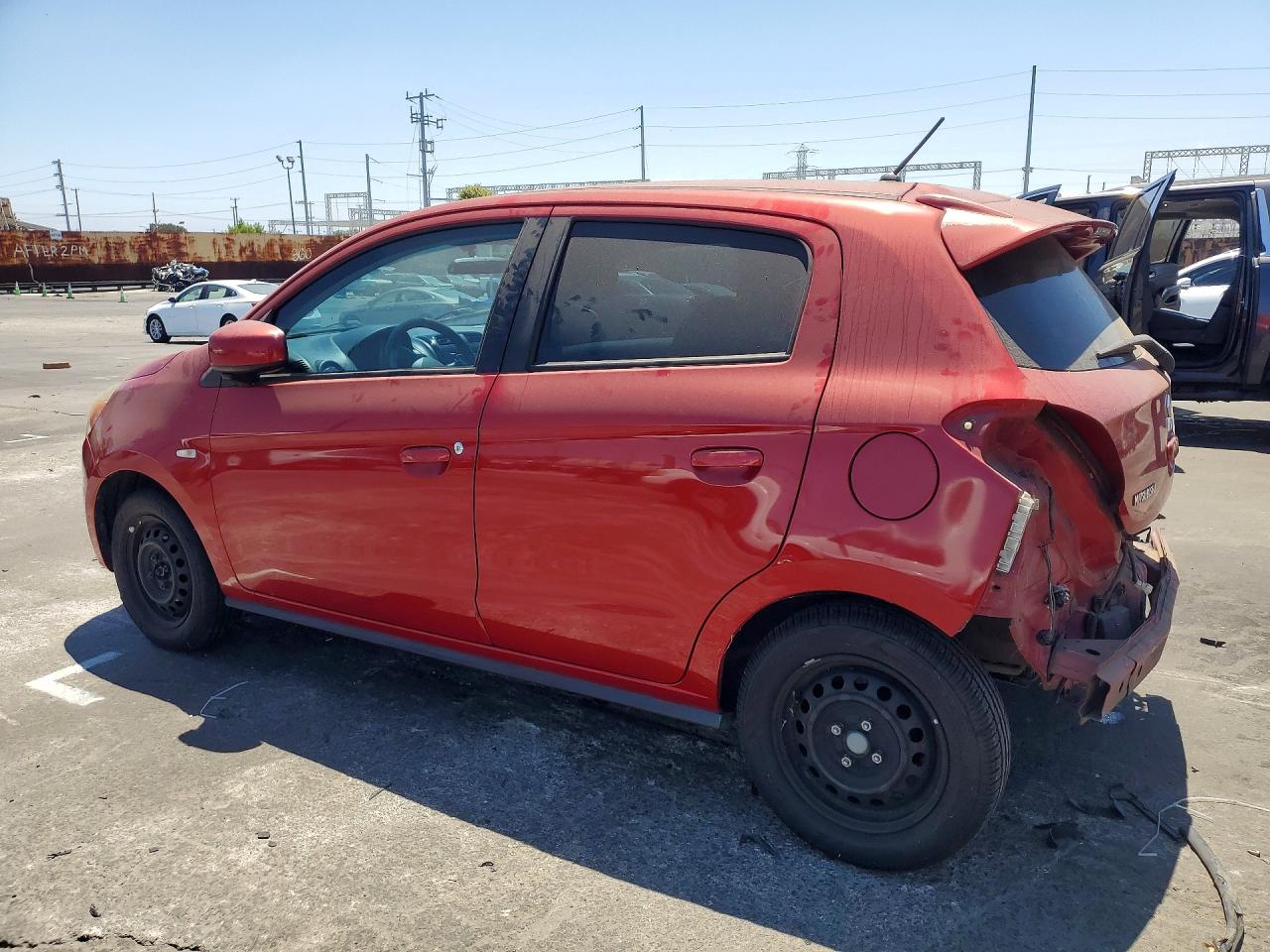 2015 Mitsubishi Mirage De Red vin: ML32A3HJ4FH032323