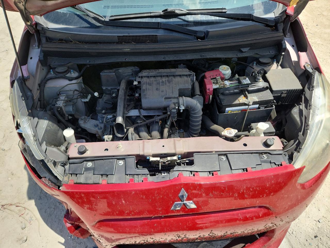 2015 Mitsubishi Mirage De Red vin: ML32A3HJ4FH038266