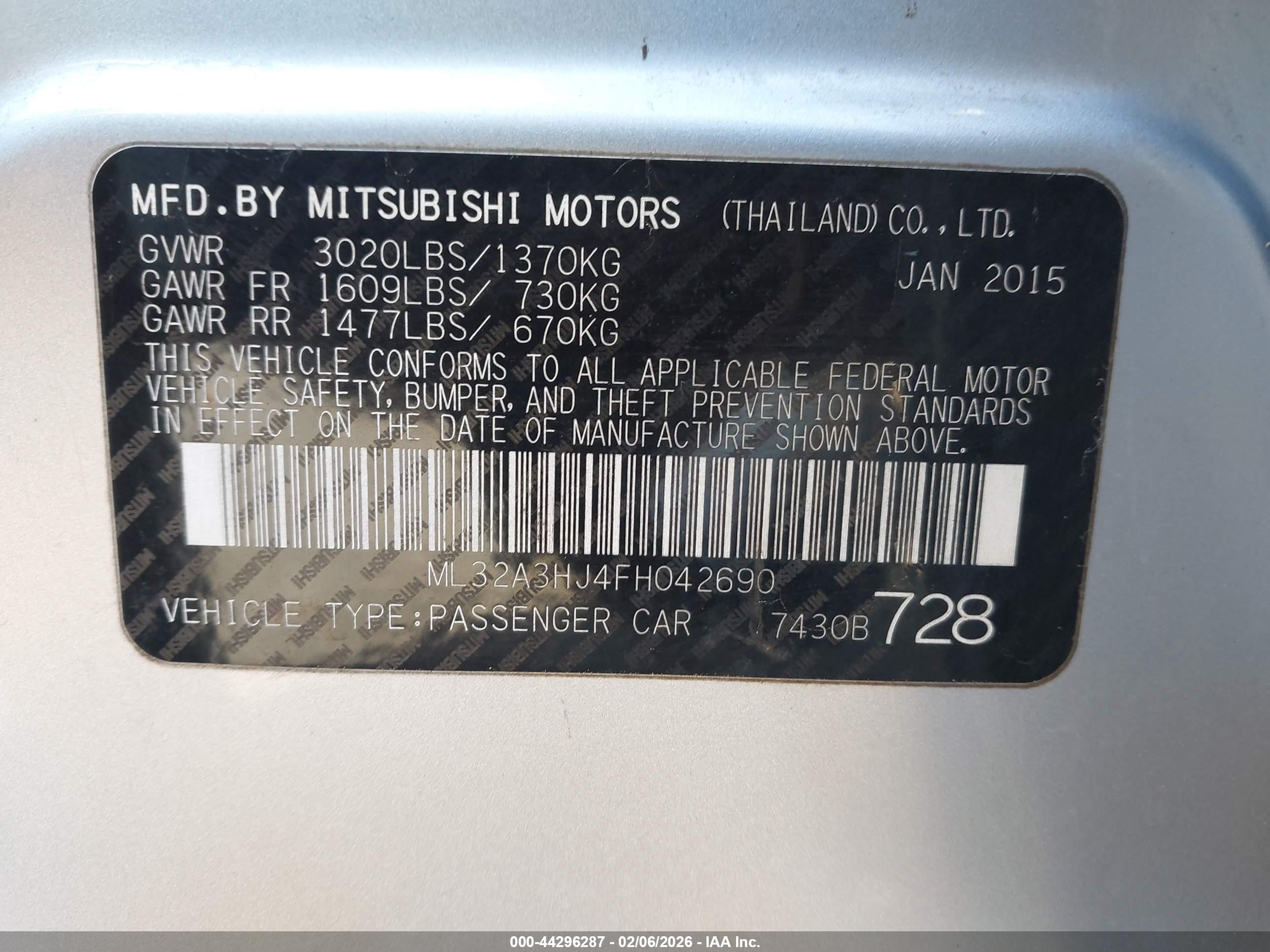 2015 Mitsubishi Mirage De Silver vin: ML32A3HJ4FH042690